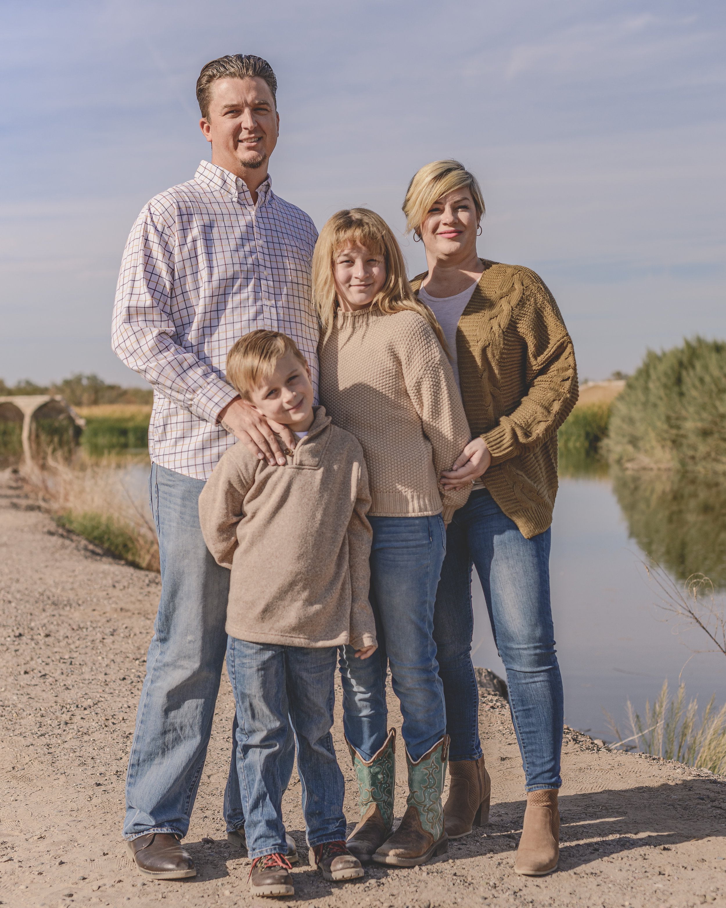 Rennacker Studio_Phoenix Portrait Photographer_211120_Hailey Family_DSC4370.jpg
