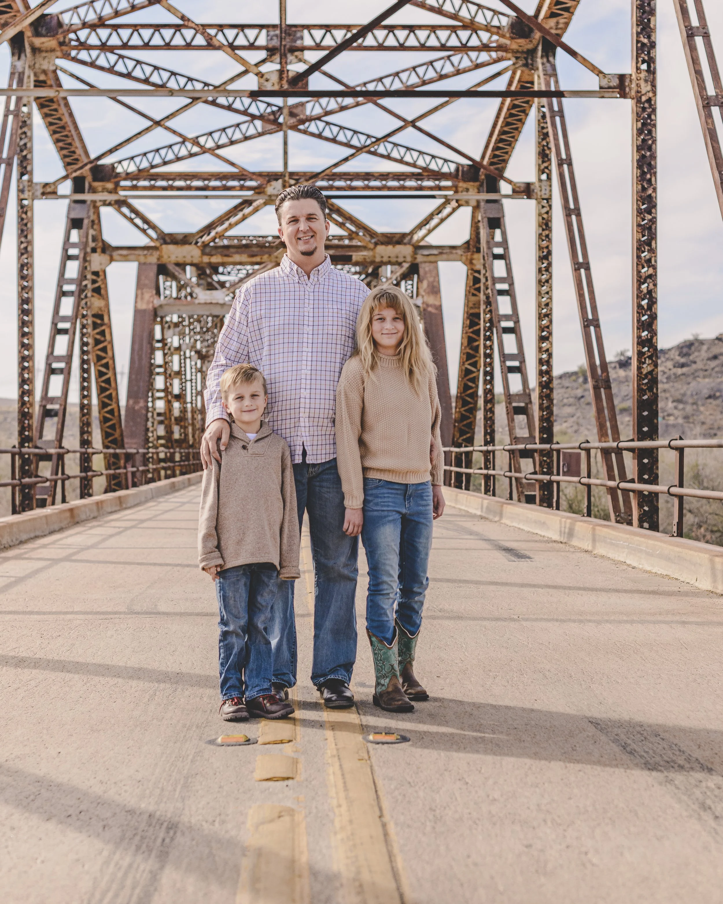 Rennacker Studio_Phoenix Portrait Photographer_211120_Hailey Family_DSC4171.jpg