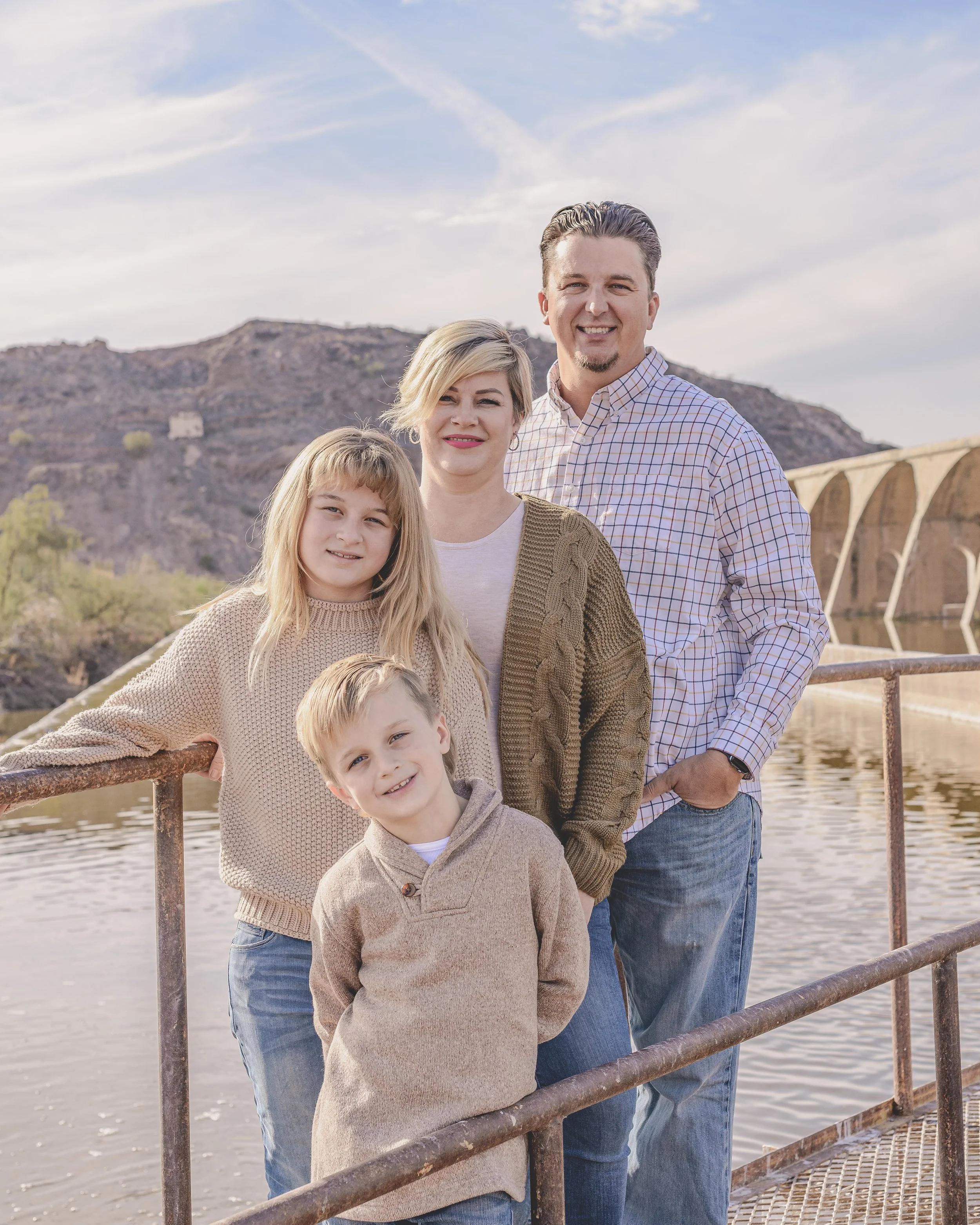 Rennacker Studio_Phoenix Portrait Photographer_211120_Hailey Family_DSC4463.jpg