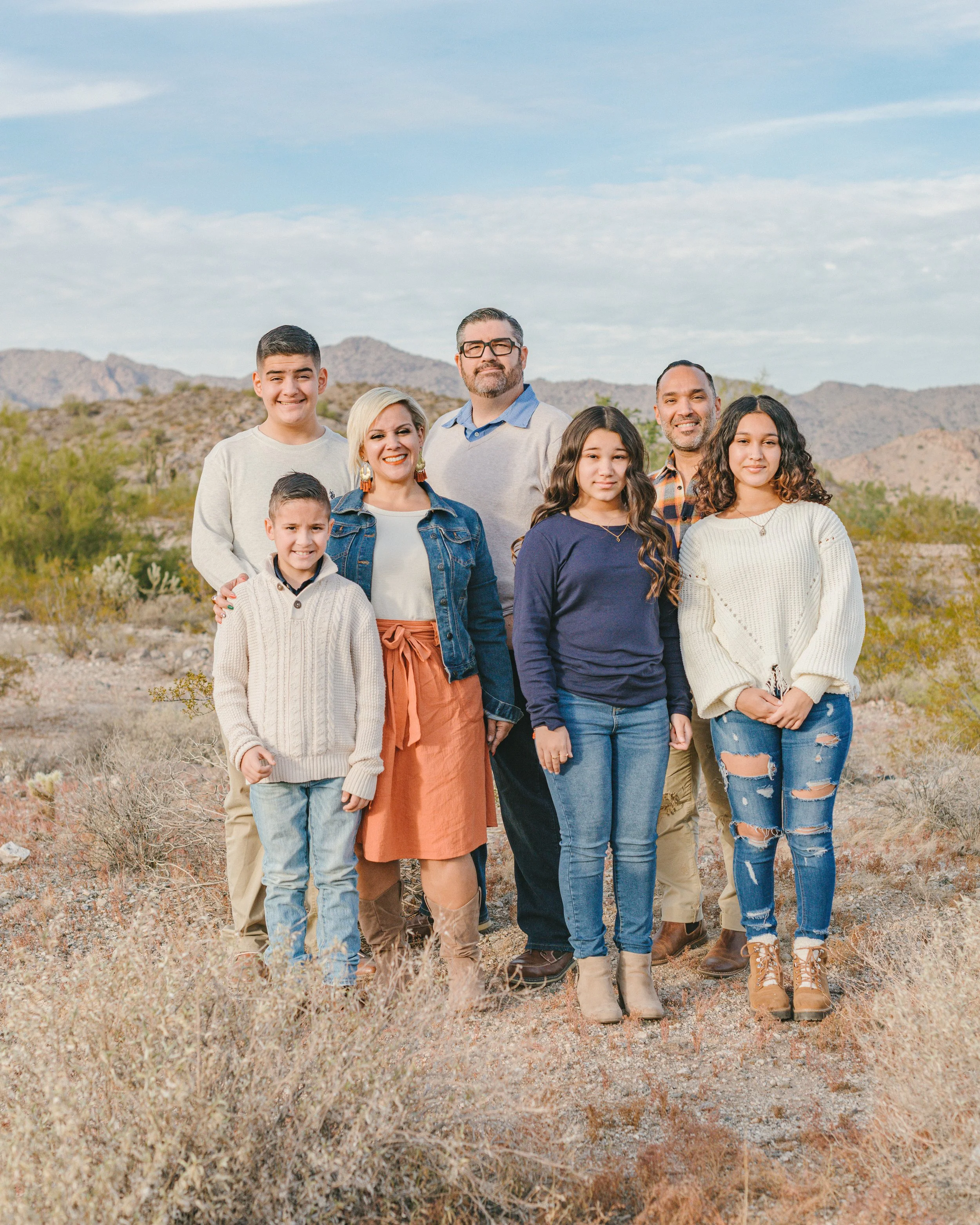 Rennacker Studio_Headshot Photography_211222_Valledor Family_DSC5470.jpg