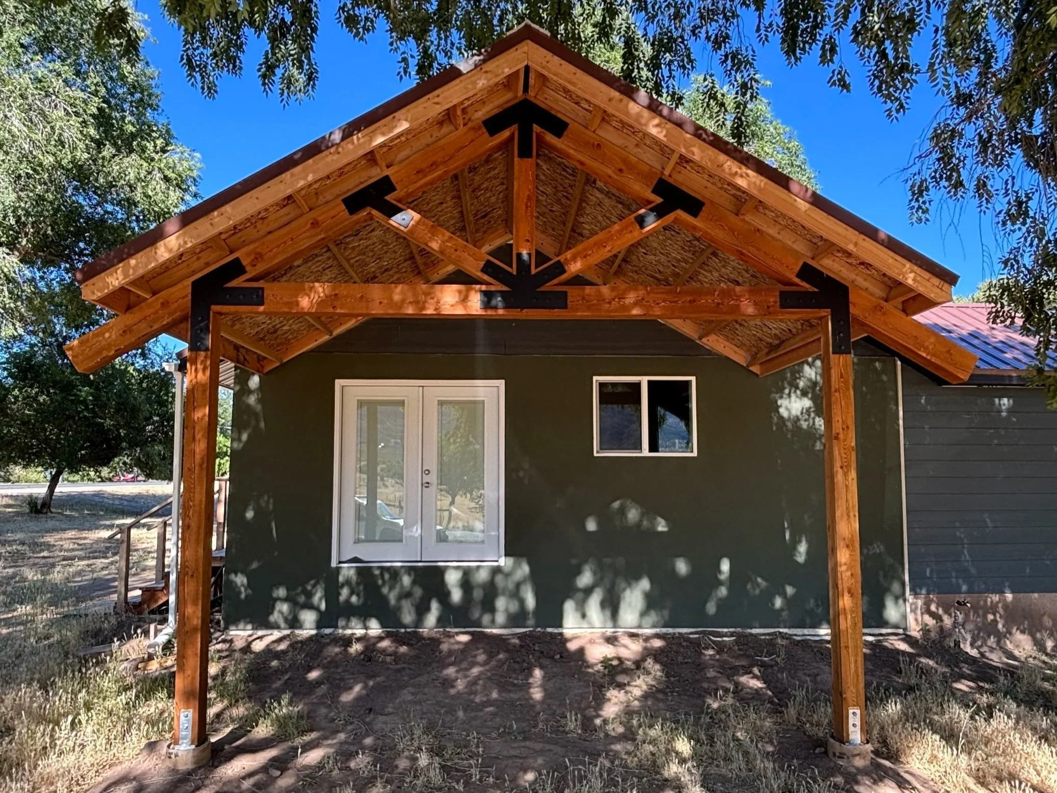 Deck Roof with Custom Truss