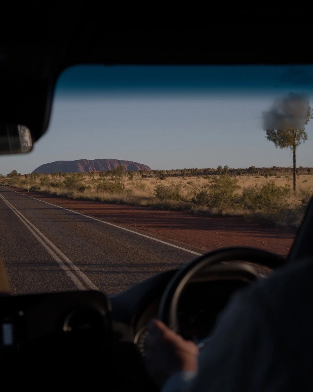 Every moment at Longitude 131&deg; comes with an unforgettable view.

📸 @social.laundry
Shot for: @longitude131 @baillielodges @luxurylodgesofaustralia