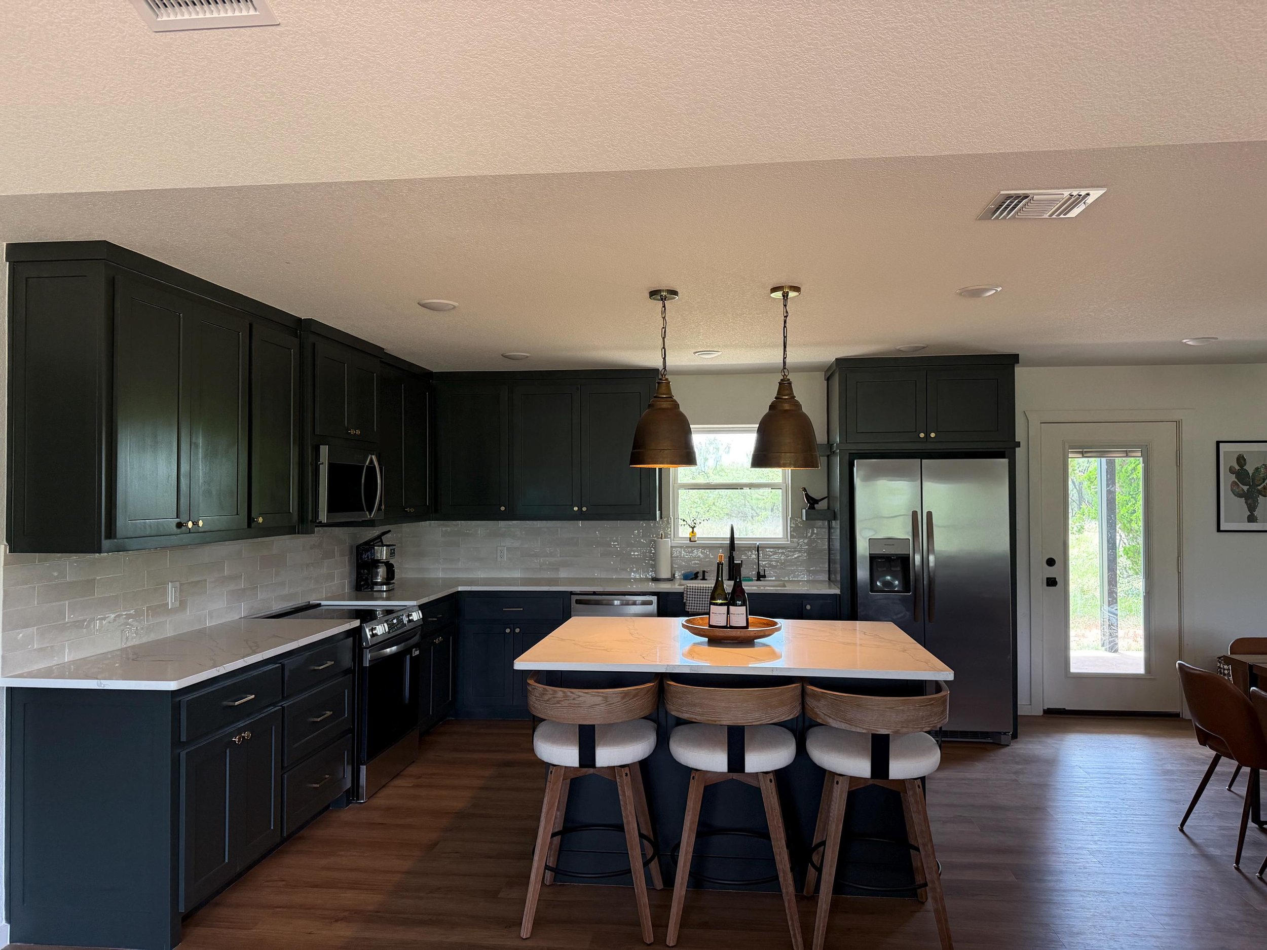 Amy Barndo kitchen (1).jpg