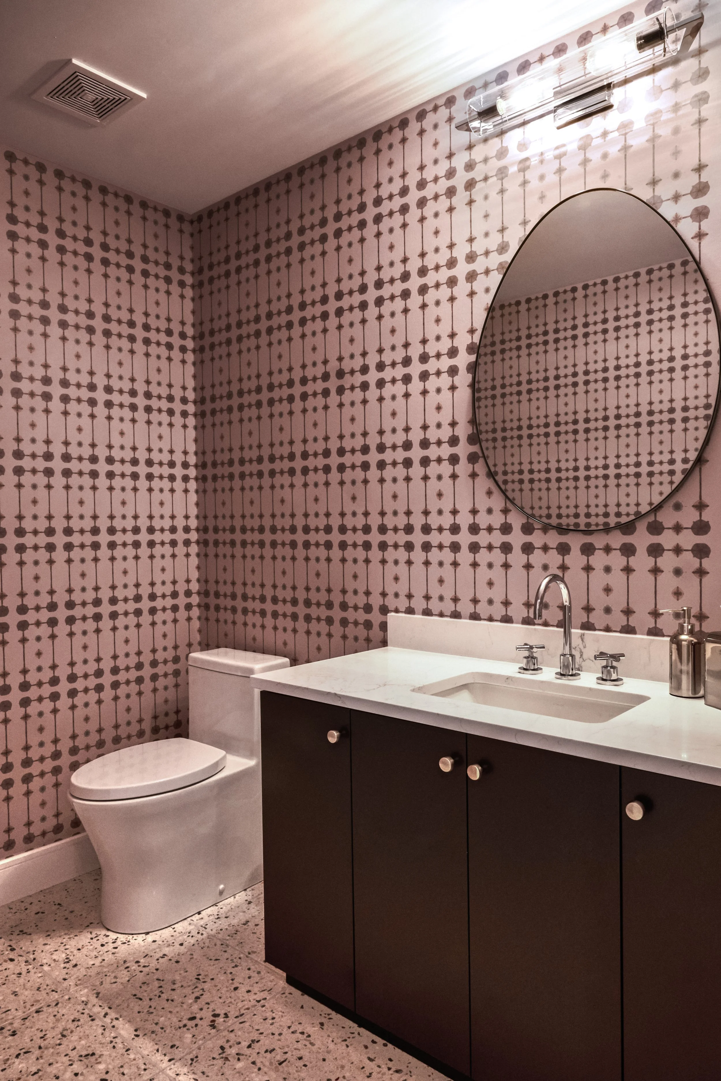 Kettle_Creek_Basement_Bathroom01.jpg