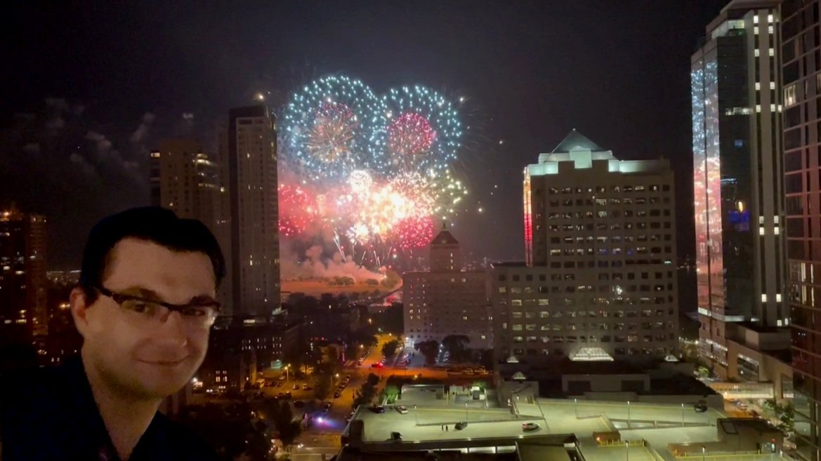--------------- Light up the night sky!