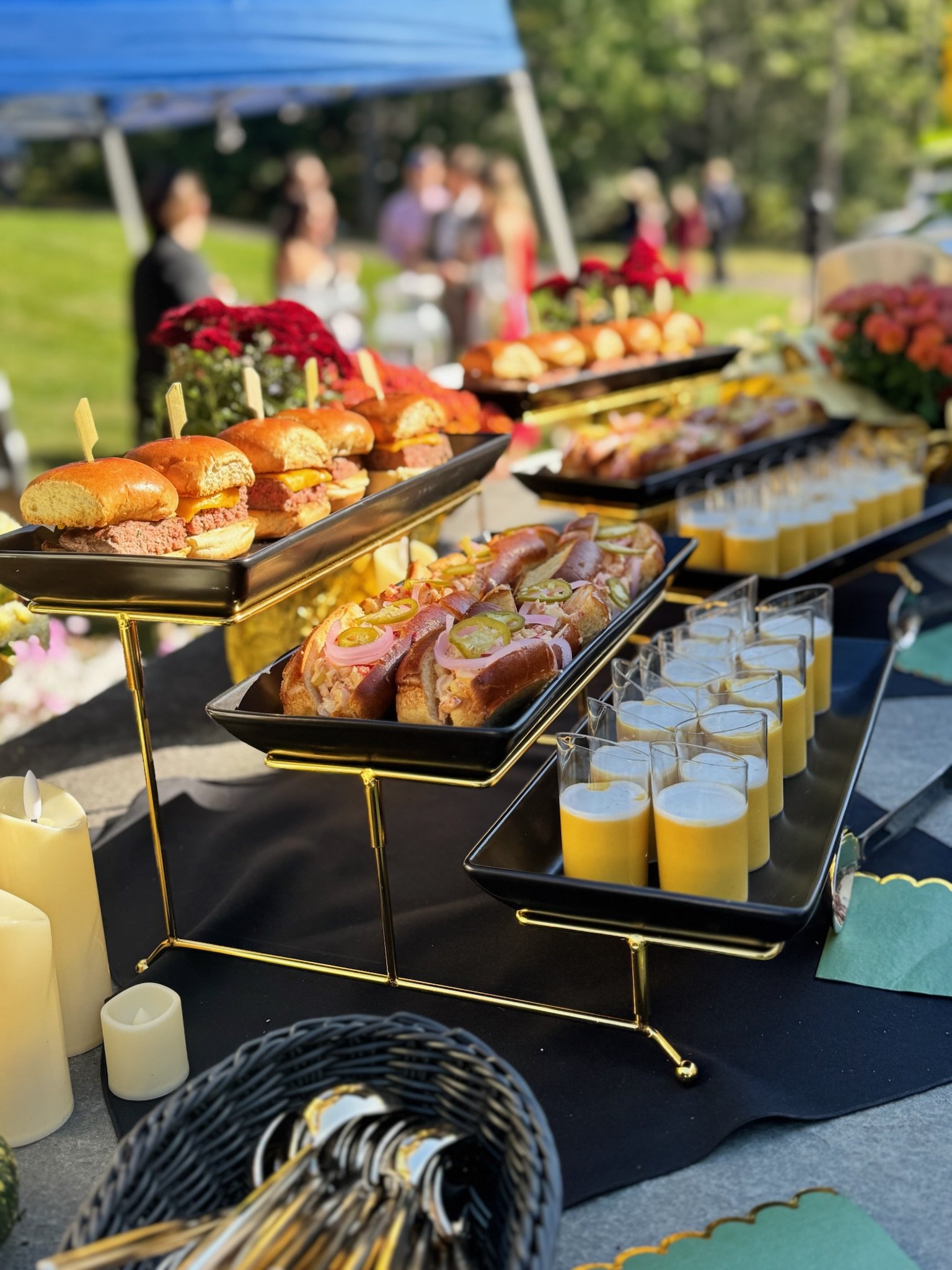 Stuffed salmon fillets with spinach, cream cheese, and lemon slices on foil.