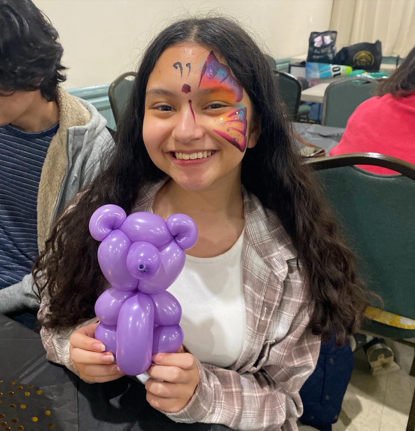 Face paint and balloons, fun for all ages!! 😁🌈 #njfacepaint #njkidsparties