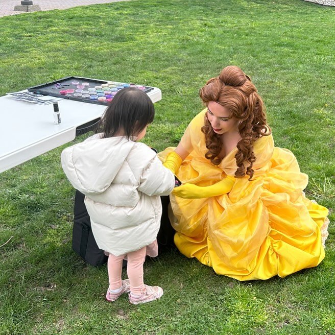 Princess Belle visited the park today and did some glitter tattoos! 😁✨ #njprincessparties