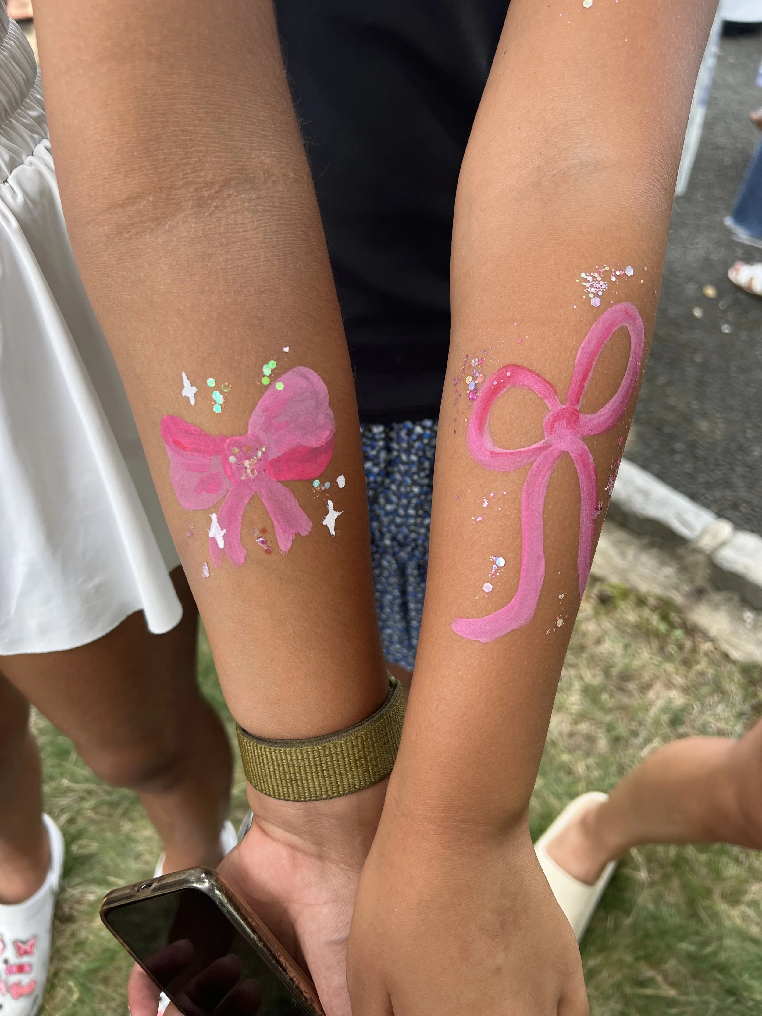 Wish Upon a Party
children's party entertainment
birthday party entertainment
professional party artists
princess performer
princess party
magical moments
fairy-tale experience
themed party entertainment
children's events
party decorations
balloon de