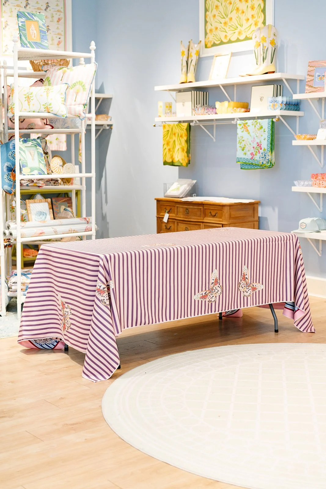 CC_ButterflyTablecloths_06.jpg