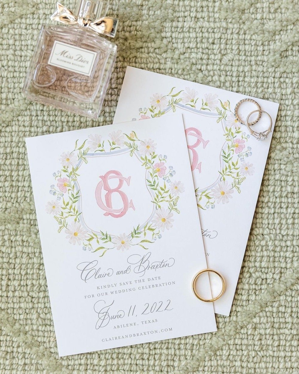 Happy Friday, loves! 💖 Today, I'm taking a moment to reflect on this stunning custom invitation. The vibrant colors breathe life into spring, and I'm absolutely smitten with the enchanting combination of pink and green hues. 🌸💚

⁠
#Calligraphy #Ha