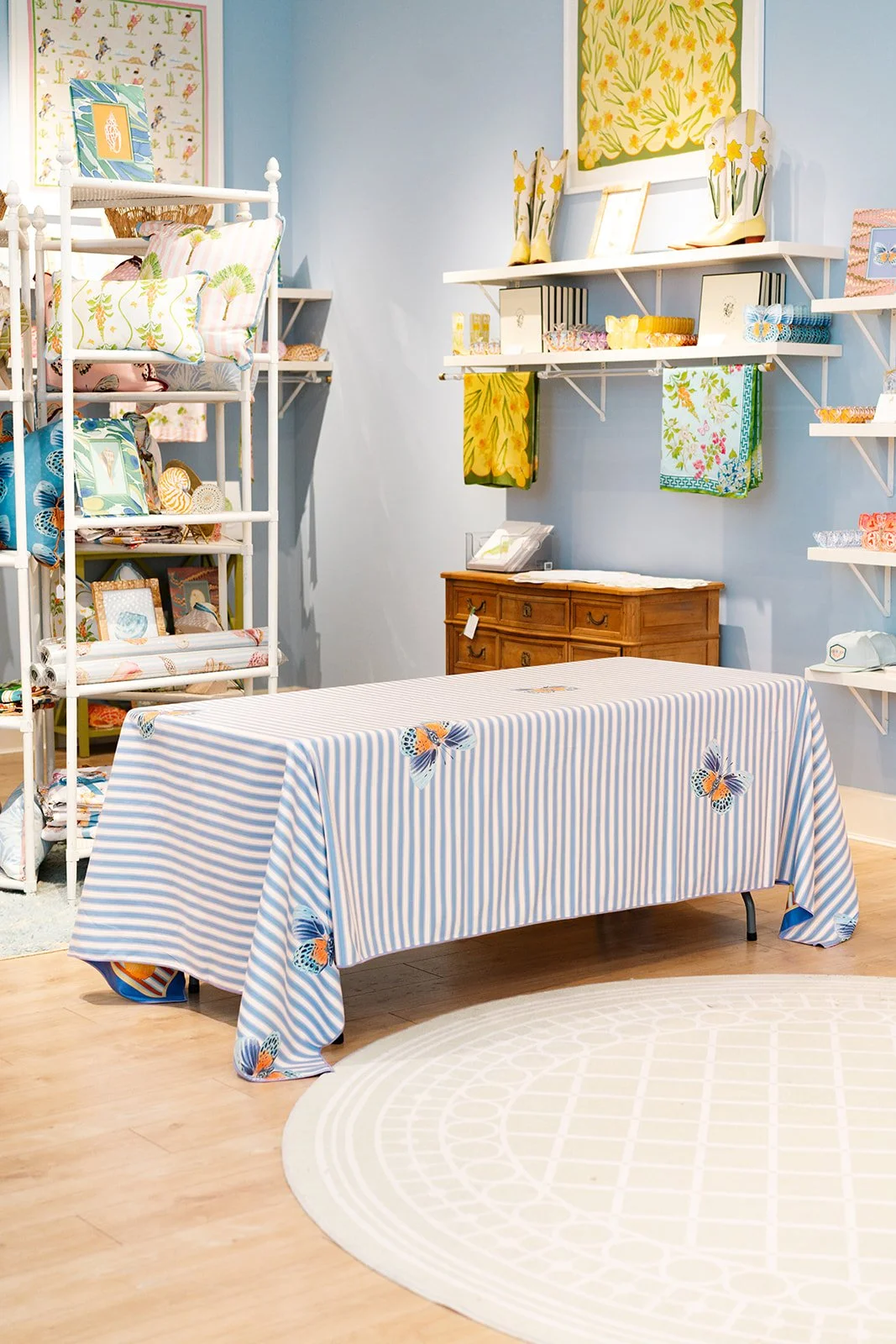 CC_ButterflyTablecloths_21.jpg