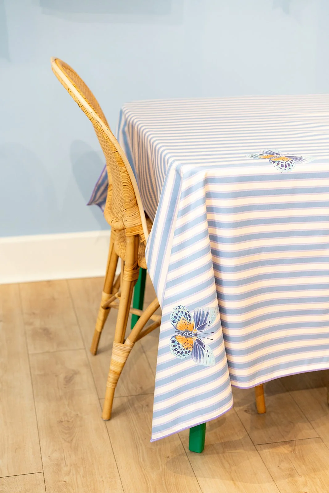 CC_ButterflyTablecloths_85.jpg
