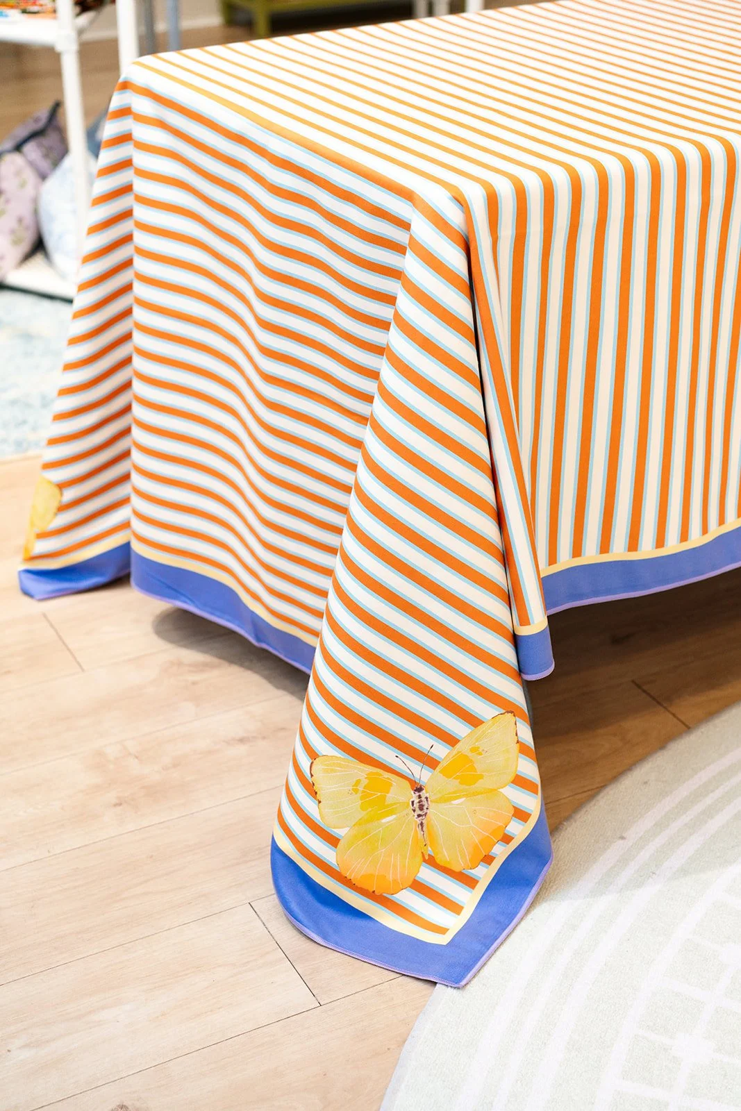 CC_ButterflyTablecloths_17.jpg
