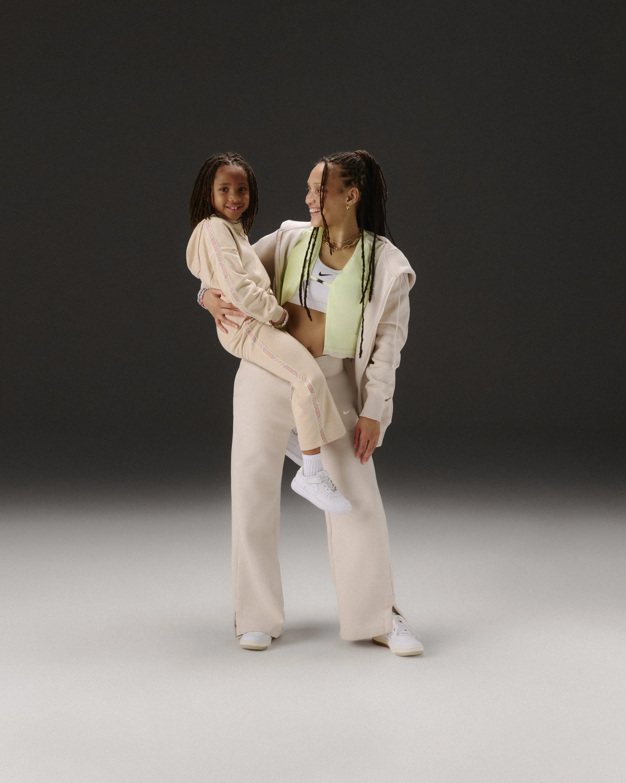 240313_NIKE_MOTHERSDAY_CHILL_KHAYSHEA_2878.jpg