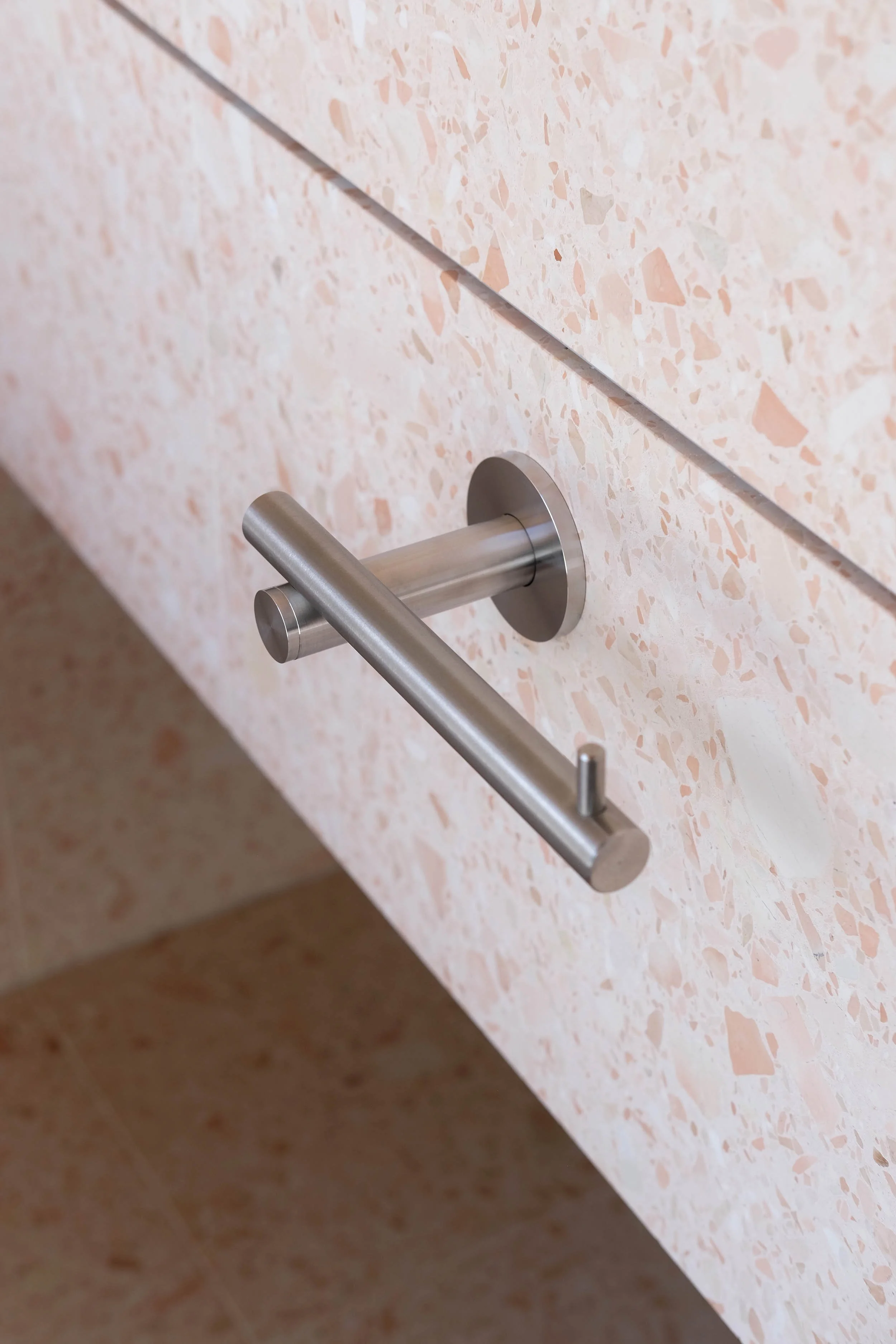 Kinkfab l Sydney minimal architecture hardware l Bathroom fittings stainless steel.jpg