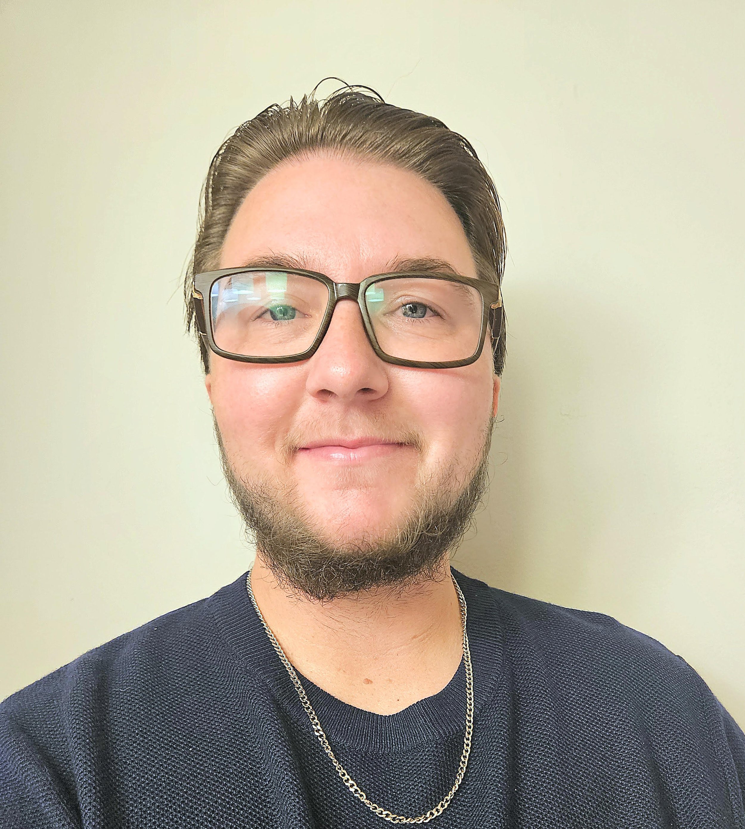 Atticus Fellowes , Intern