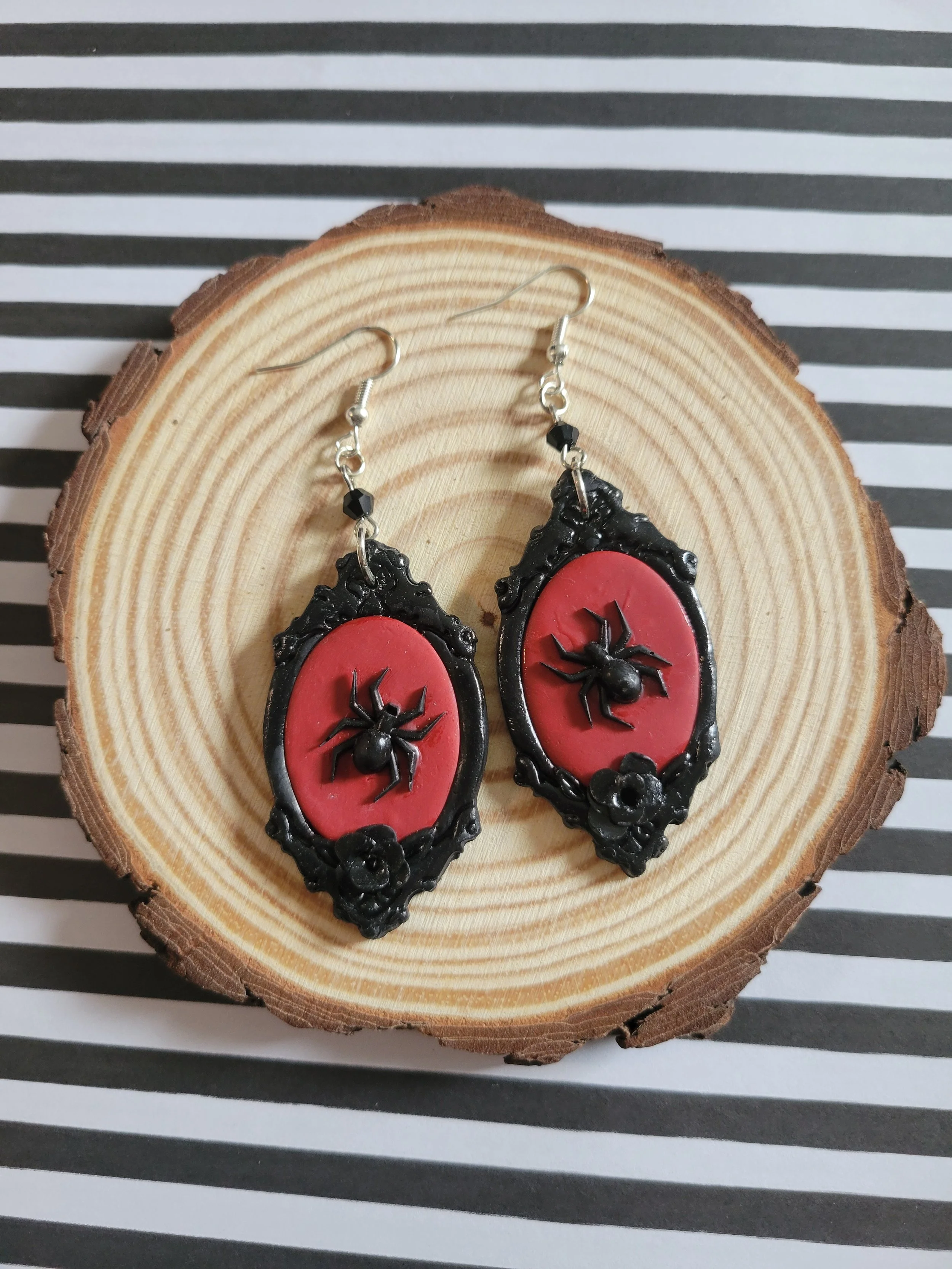 Spider Frame Earrings
