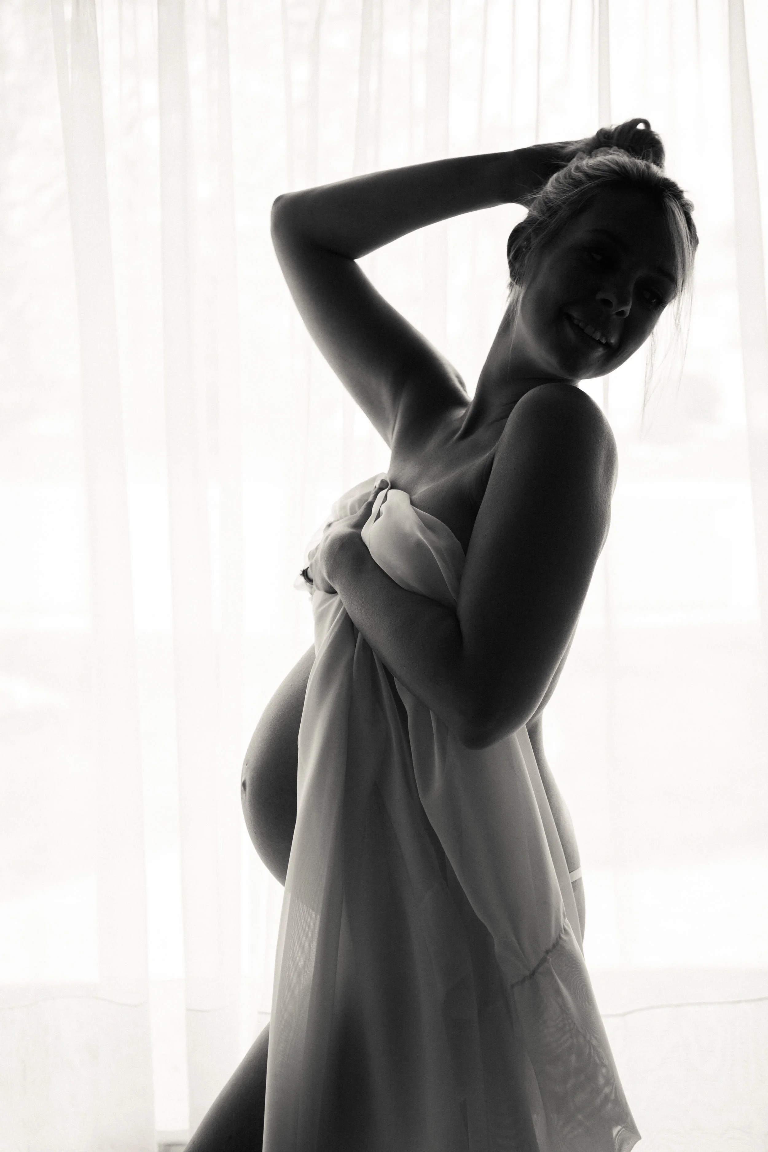 pregnancy boudoir