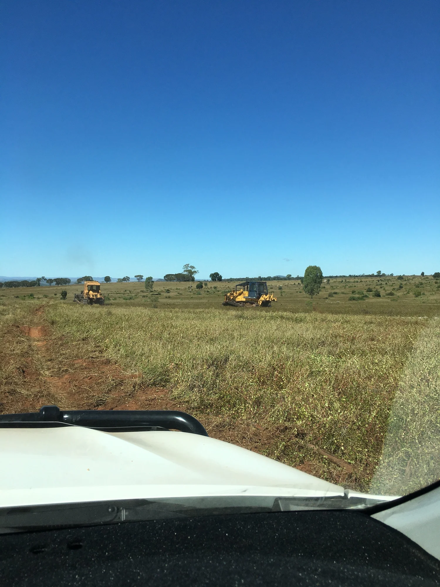 Hammer and Co Earthmoving