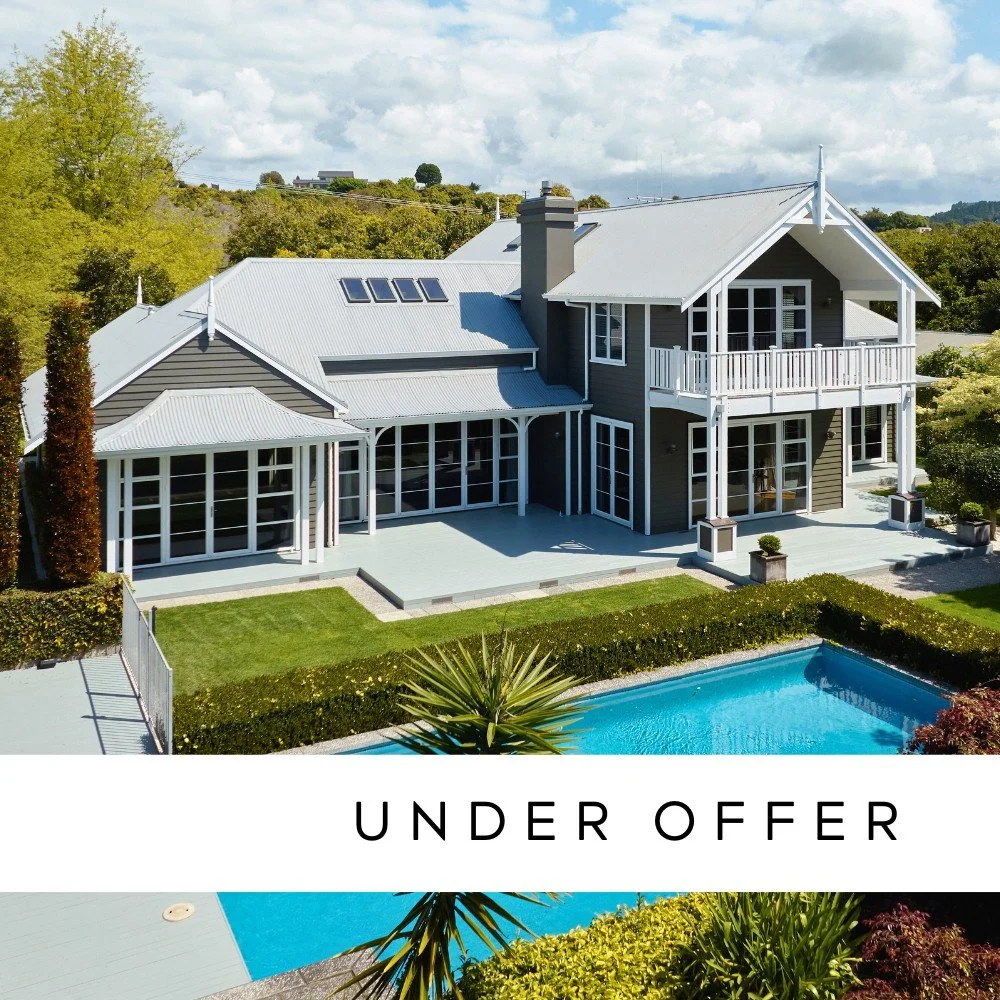  
 &nbspTown & Country 
 &nbsp80 Oliver Road &nbspTe Puna  
 