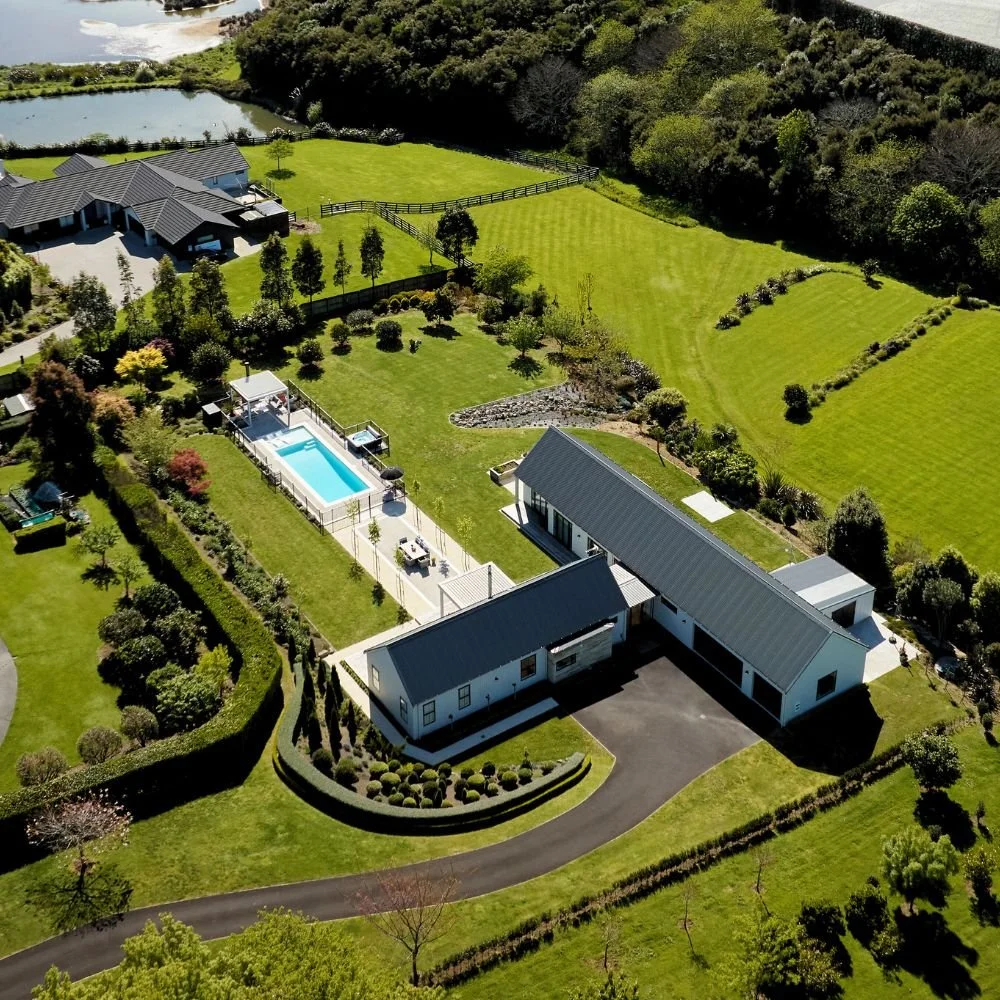  La Belle Vie 
  41 Te Karaka Drive  Te Puna