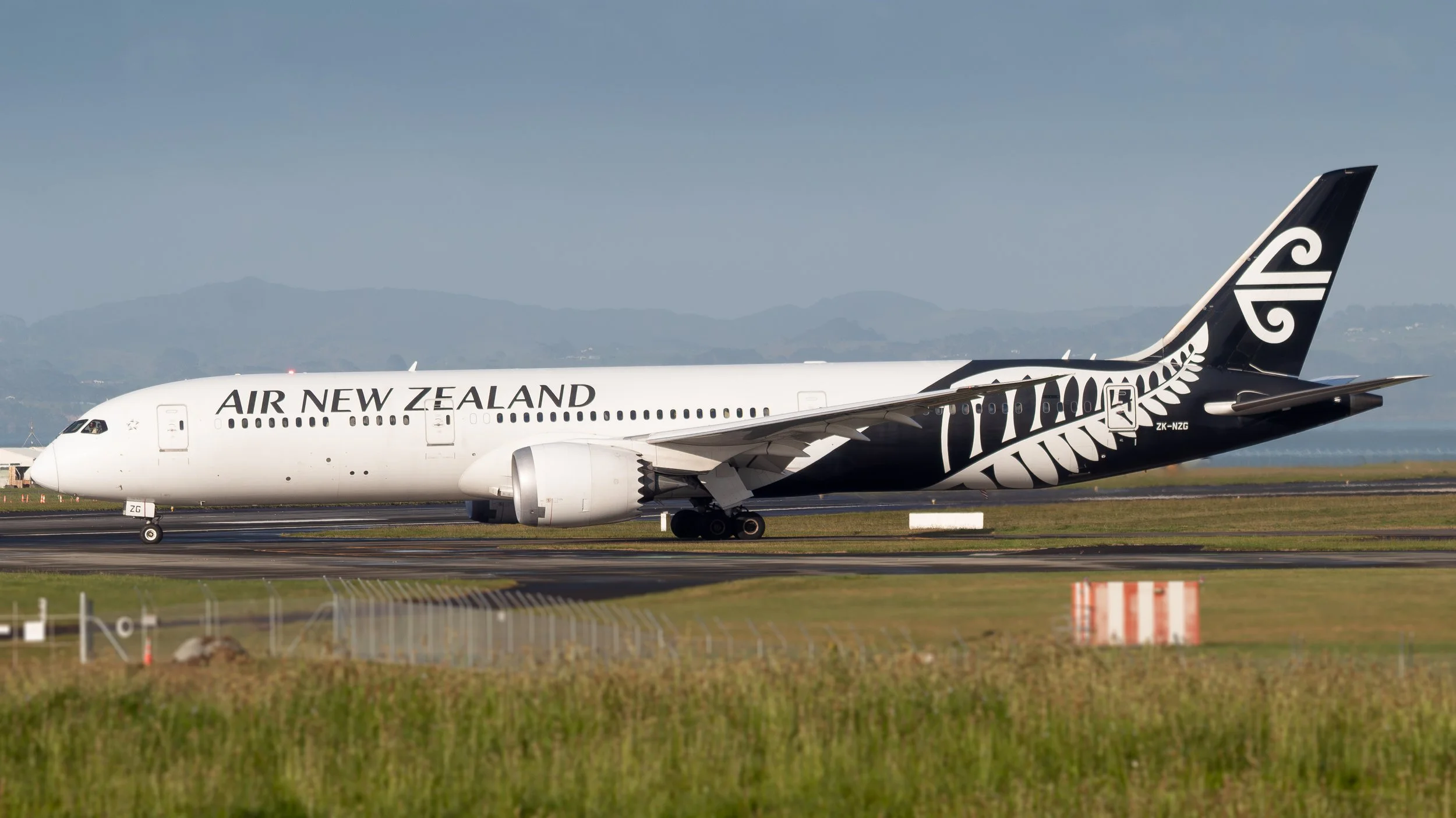 Disruptive passenger forces Auckland-bound Air NZ flight to land in Melbourne