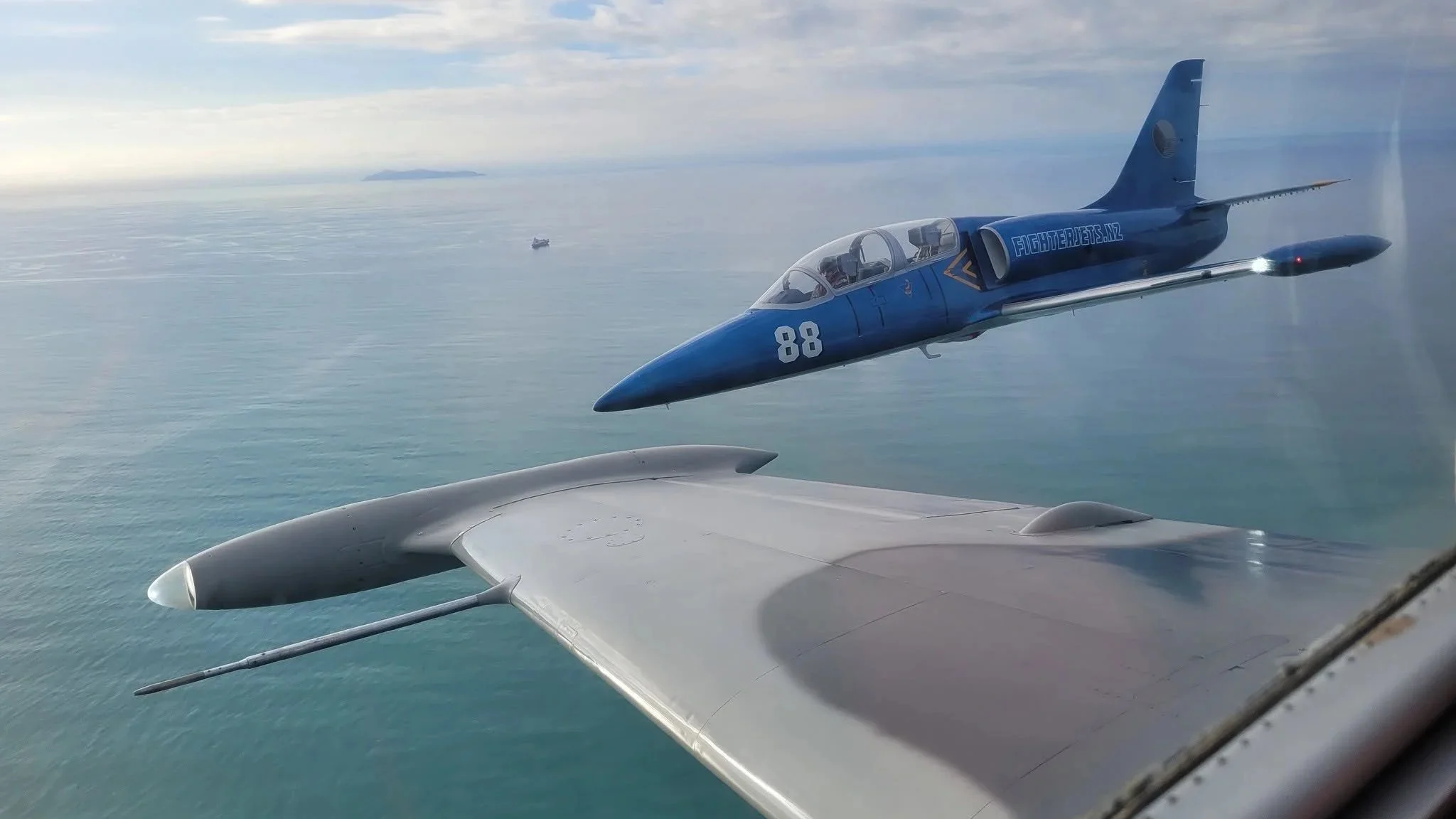 RNZN conducts training exercise with Fighter Jets NZ ahead of deployment