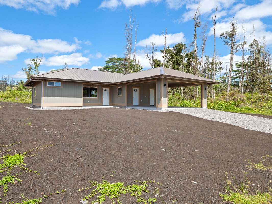 20_162158_Emerald_Drive1_mls.jpg