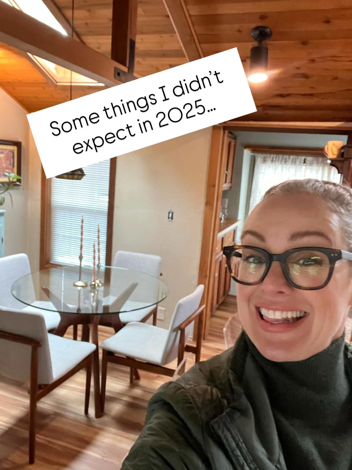 Smiles when it started, wild hair by the end. 2025 has felt like a washing machine spin cycle. Here&rsquo;s to a little reflection, a lot of releasing, and movement toward a fresh new year. 

✌🏼out 2025. 🤞🏼hello 2026

#imalittleearly #butimreadyfo