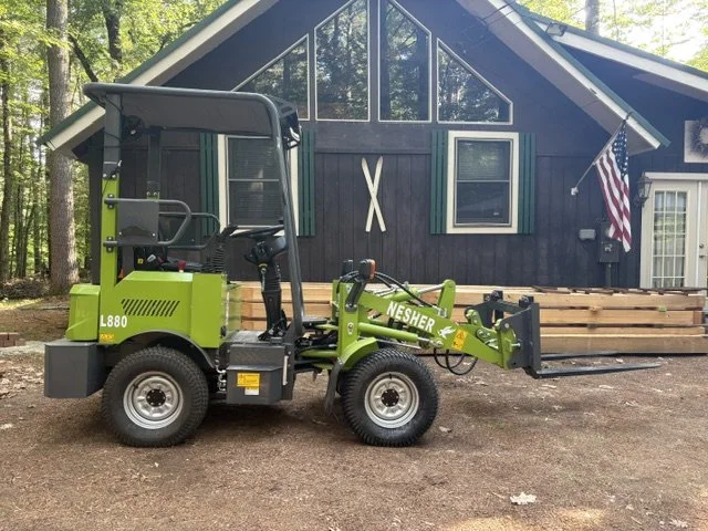 Josh NESHER L880 loader turf tires.jpeg