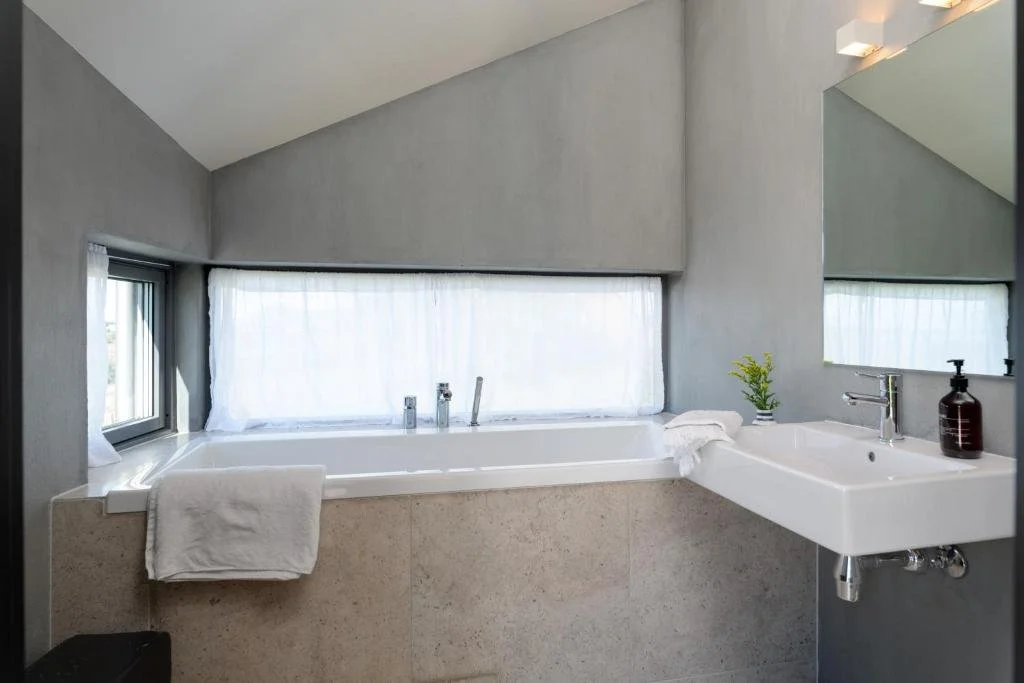 master bathroom.jpg