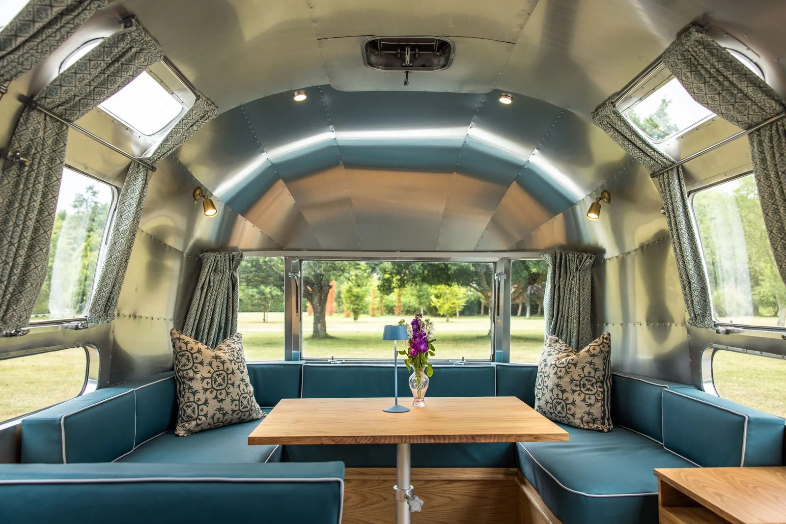 The-Airstream-3.jpg
