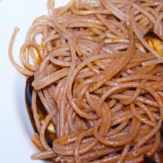 🍝 Secret to Longevity: Local Wholegrain Durum Pasta

During our trip, we ate lots of pasta, because it was available everywhere and just felt the right thing to do. Most of the people we interviewed said, they really do eat pasta everyday(!!) In fin