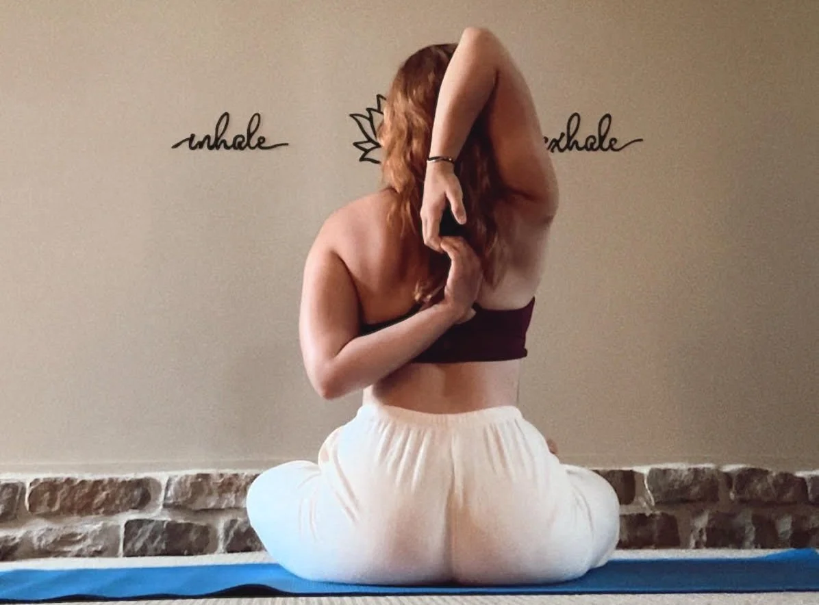 eys-jordyn-gomukhasana-back.jpg