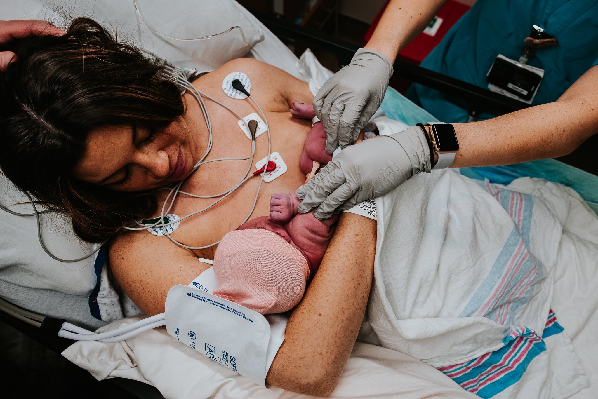 touch-newborn-after-cesarean.jpg