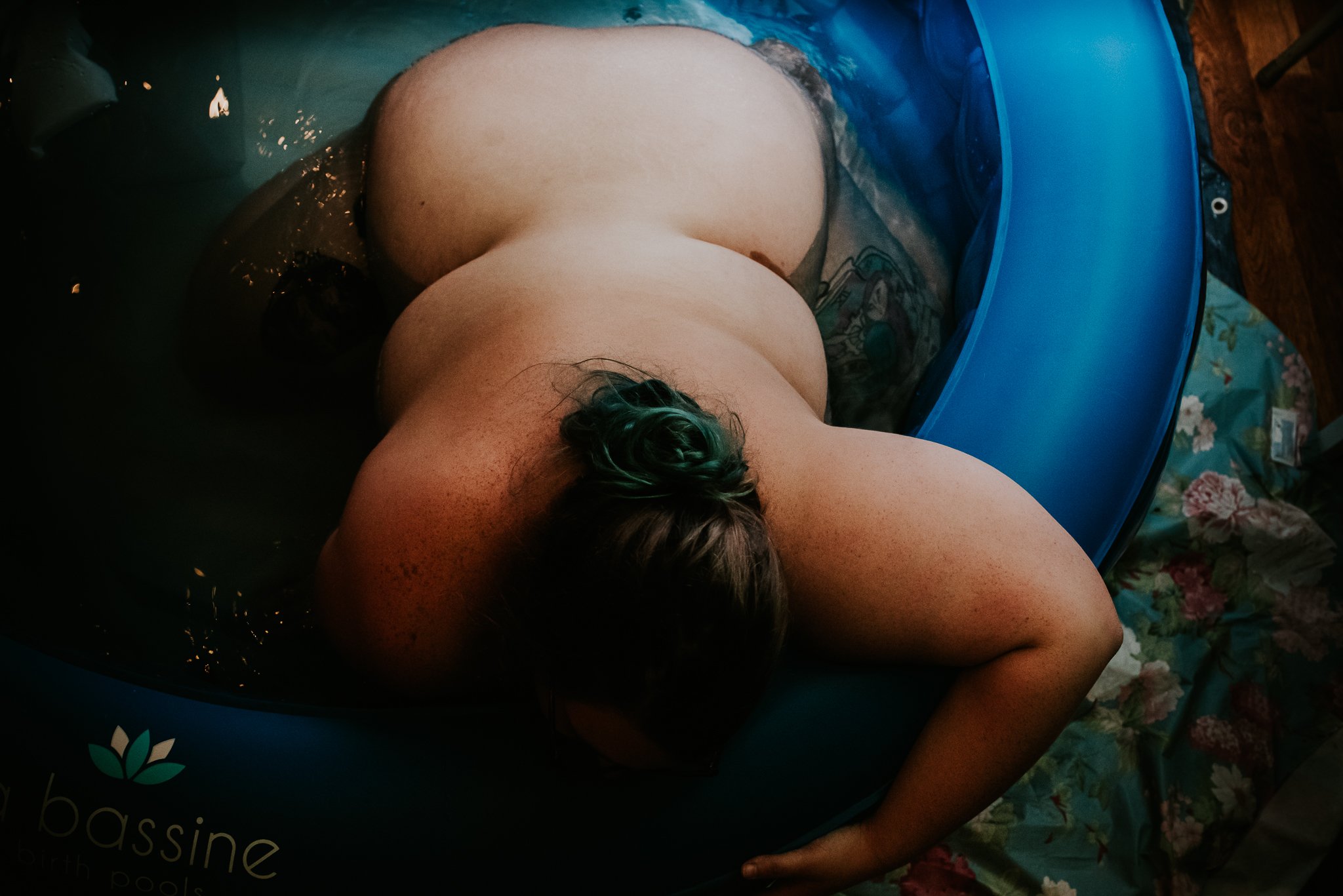 Plus-size-homebirth-central-PA-documented-by-Badger-and-Quill-Photography