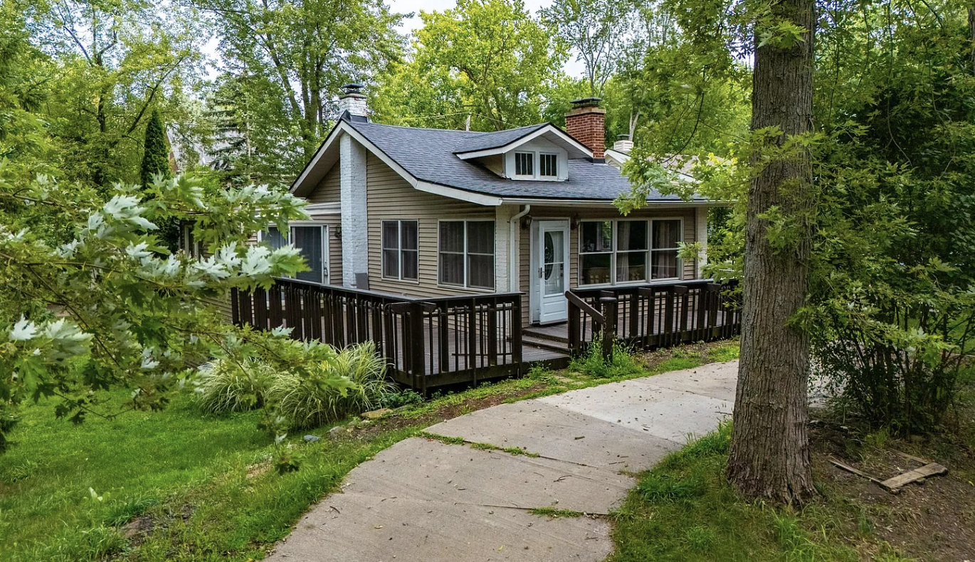 5607 Loveland Street, West Bloomfield