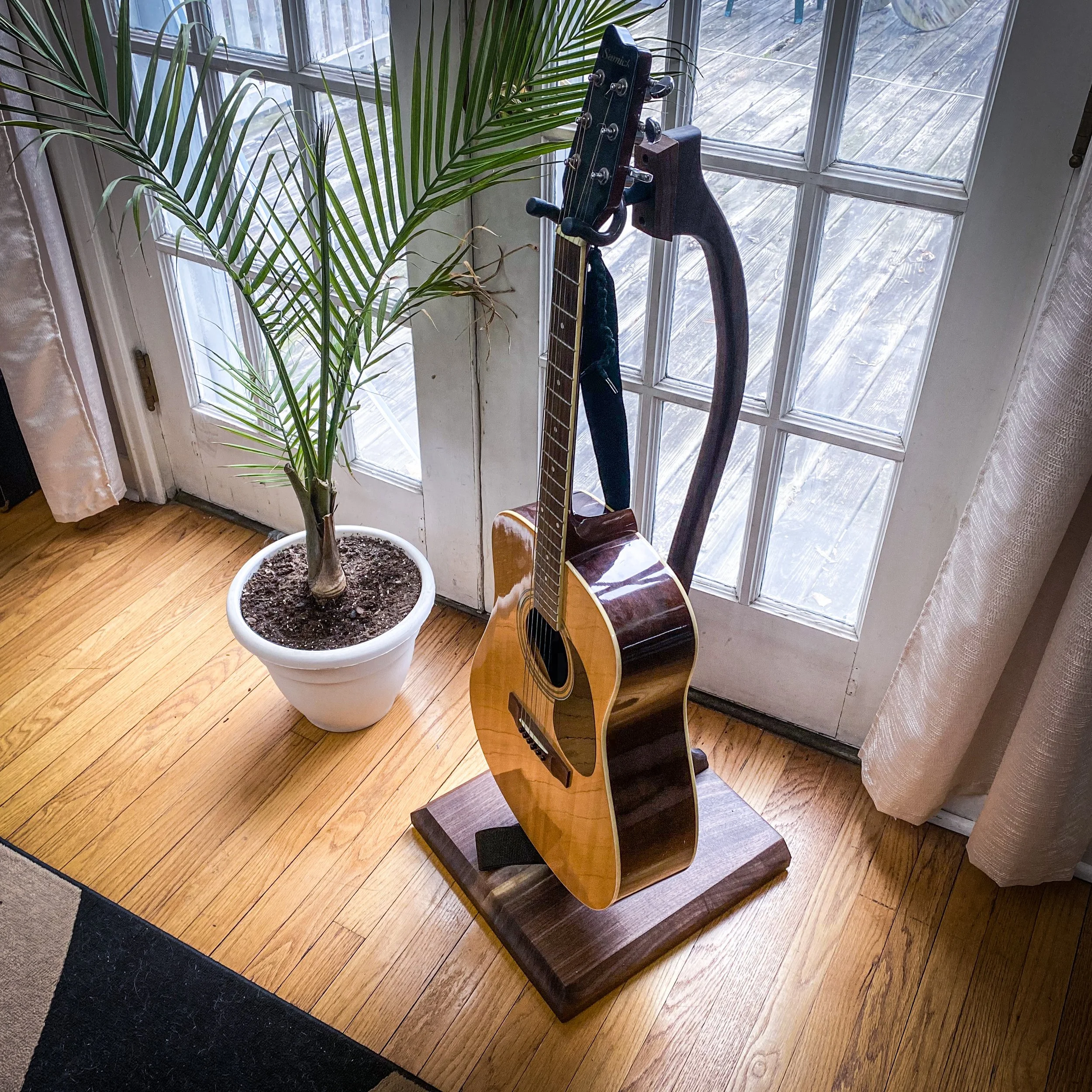 Guitar Stand