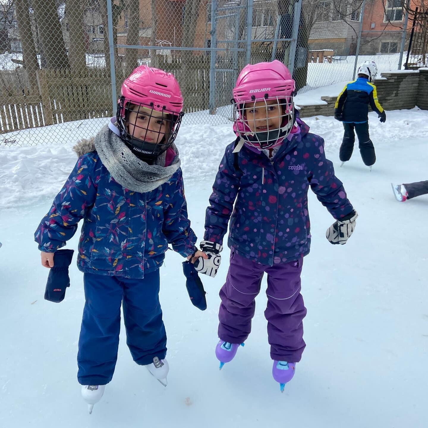 With the help of parents and faculty, students laced up their skates and enjoyed a favourite winter pastime with their Priory friends. This long-standing tradition of ice skating at The Priory, which began decades ago, continues to be a treasured par