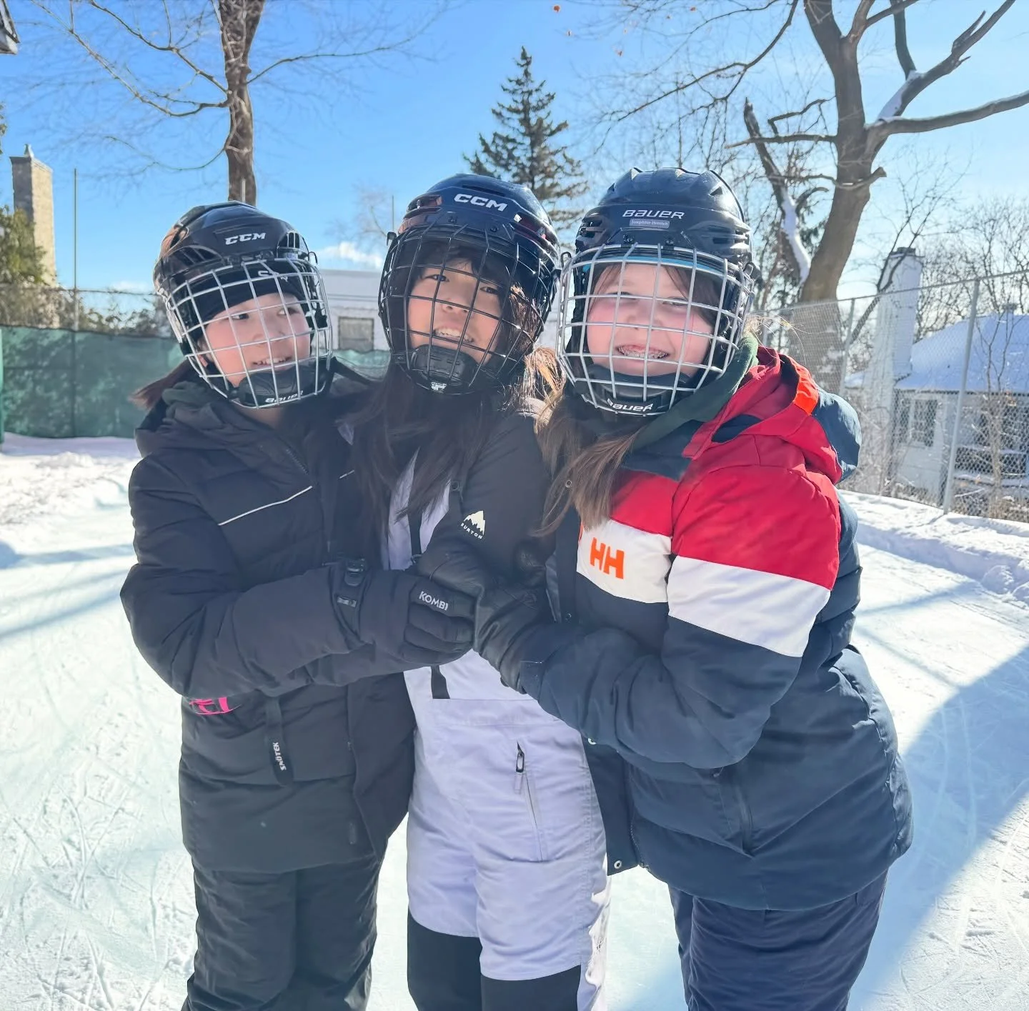 Our Grade 5 and 6 students were the first to lace up their skates and hit the ice, officially opening our skating rink and kicking off one of our favourite winter traditions at The Priory!

Nos &eacute;l&egrave;ves de 5e et 6e ann&eacute;e ont &eacut