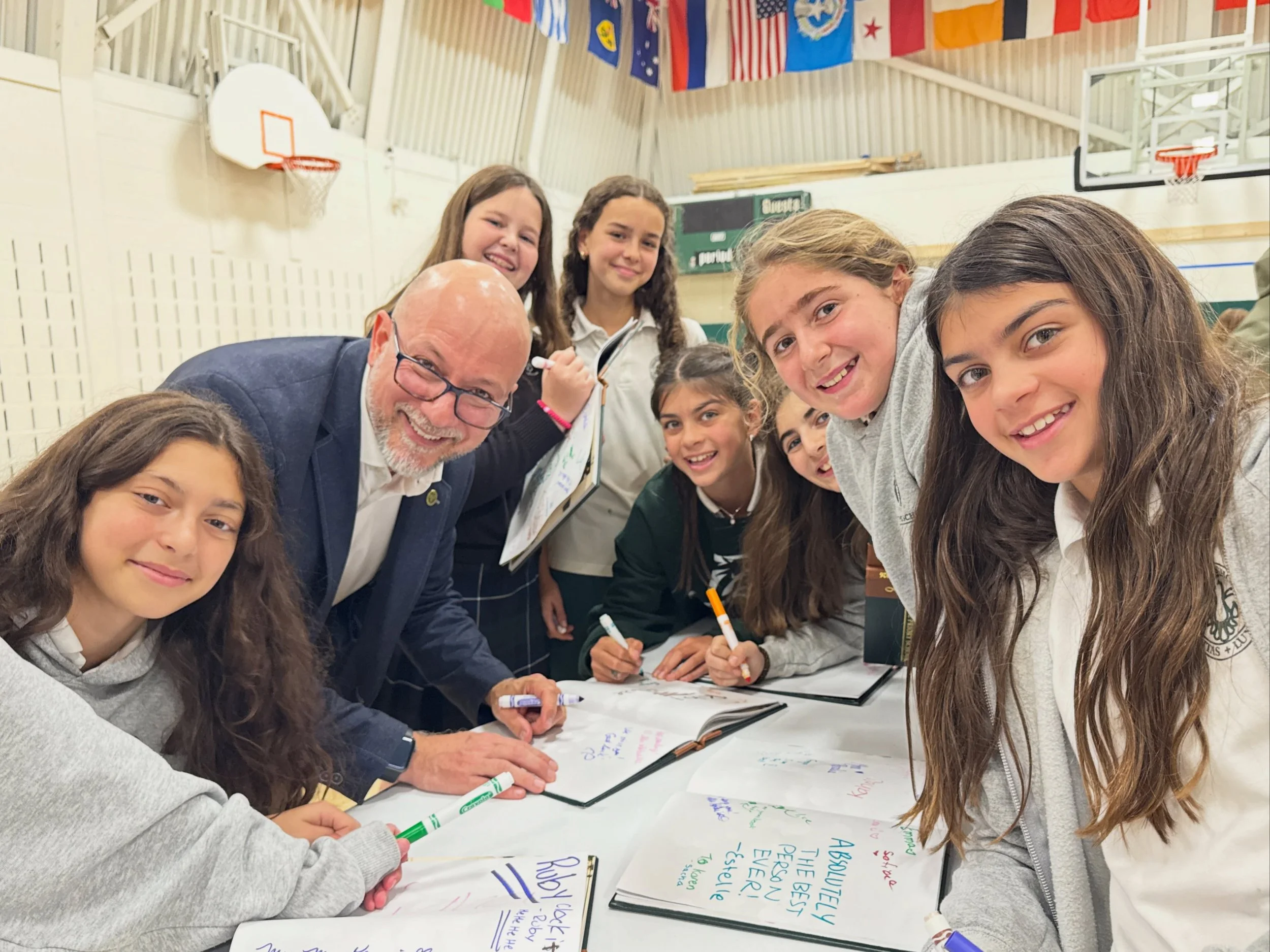 We recently welcomed back the Class of 2026 for their Homecoming Reunion! Wearing their new uniforms with pride, our recent graduates shared their high school experiences with our current Grade 6 class during a speed mentoring session. It was wonderf