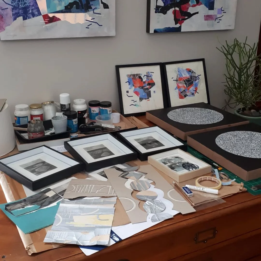 Solo Studios 2025 is in 2 weeks time! That is the reason why my workspace is so messy, as a lot is happening all at once to get ready.

Join us 24-26 October! @solostudiosrk promises to be a weekend filled with galleries, artist studios, talks, guide