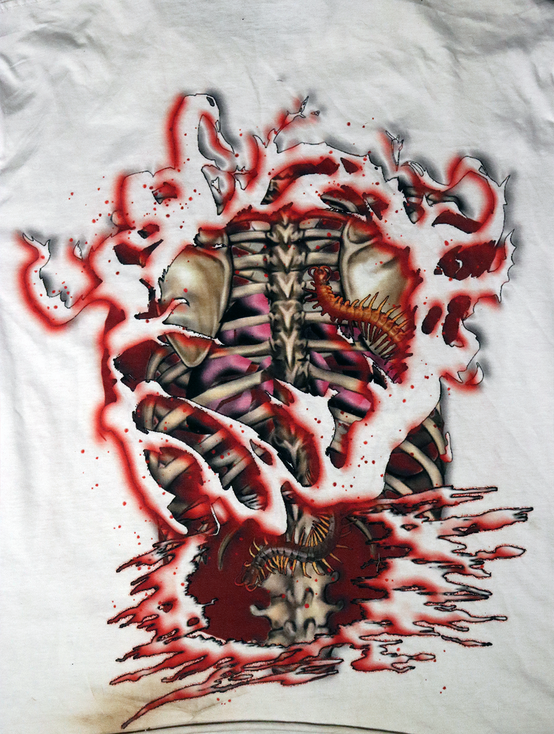 SKEL BACK CLOSEUP.png