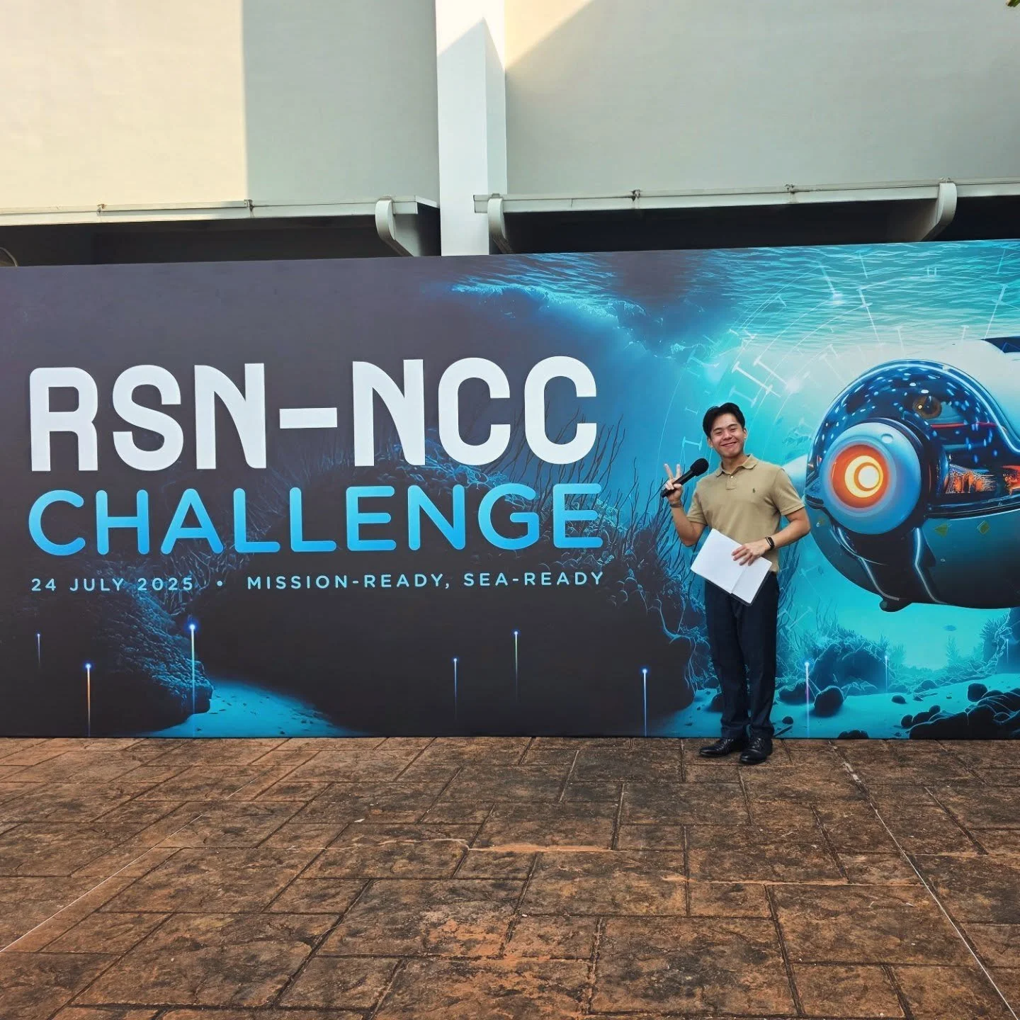 Had to opportunity to host for @singaporenavy @nccseadistrict robotics Challenge last Friday at Changi Naval Base!

5 schools competing with their DIY underwater drones in two obstacle courses was pretty intense 🤣🤣

#emceejasontan 
#emceesg