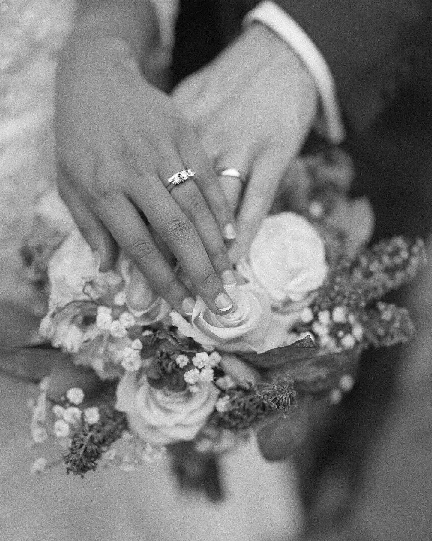 Down in Berkshire for Hannah &amp; Will last month 💍 

#weddingphotographer #londonwedding #destinationweddingphotographer #destinationwedding