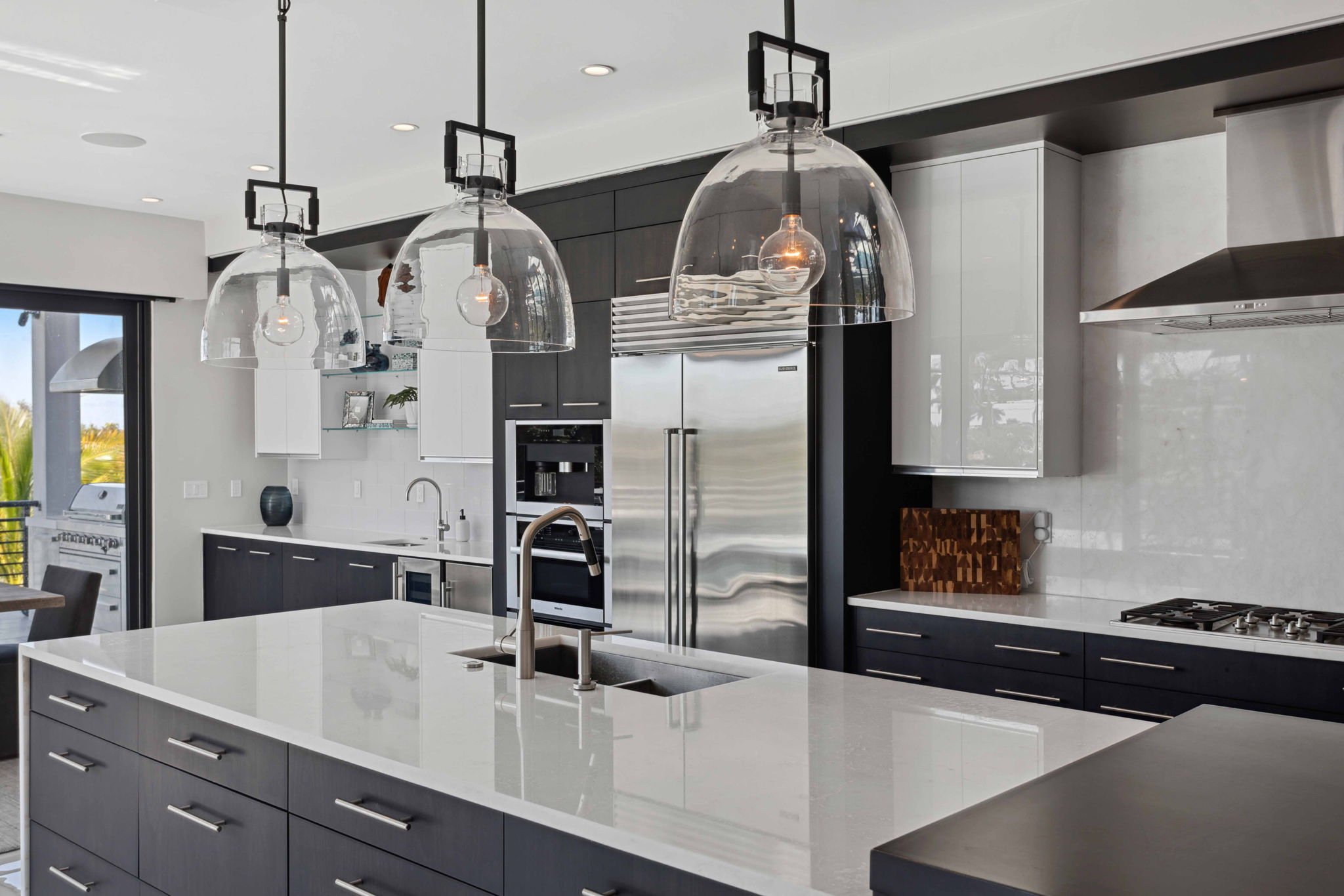 1-web-or-mls-540-capri-blvd.jpg