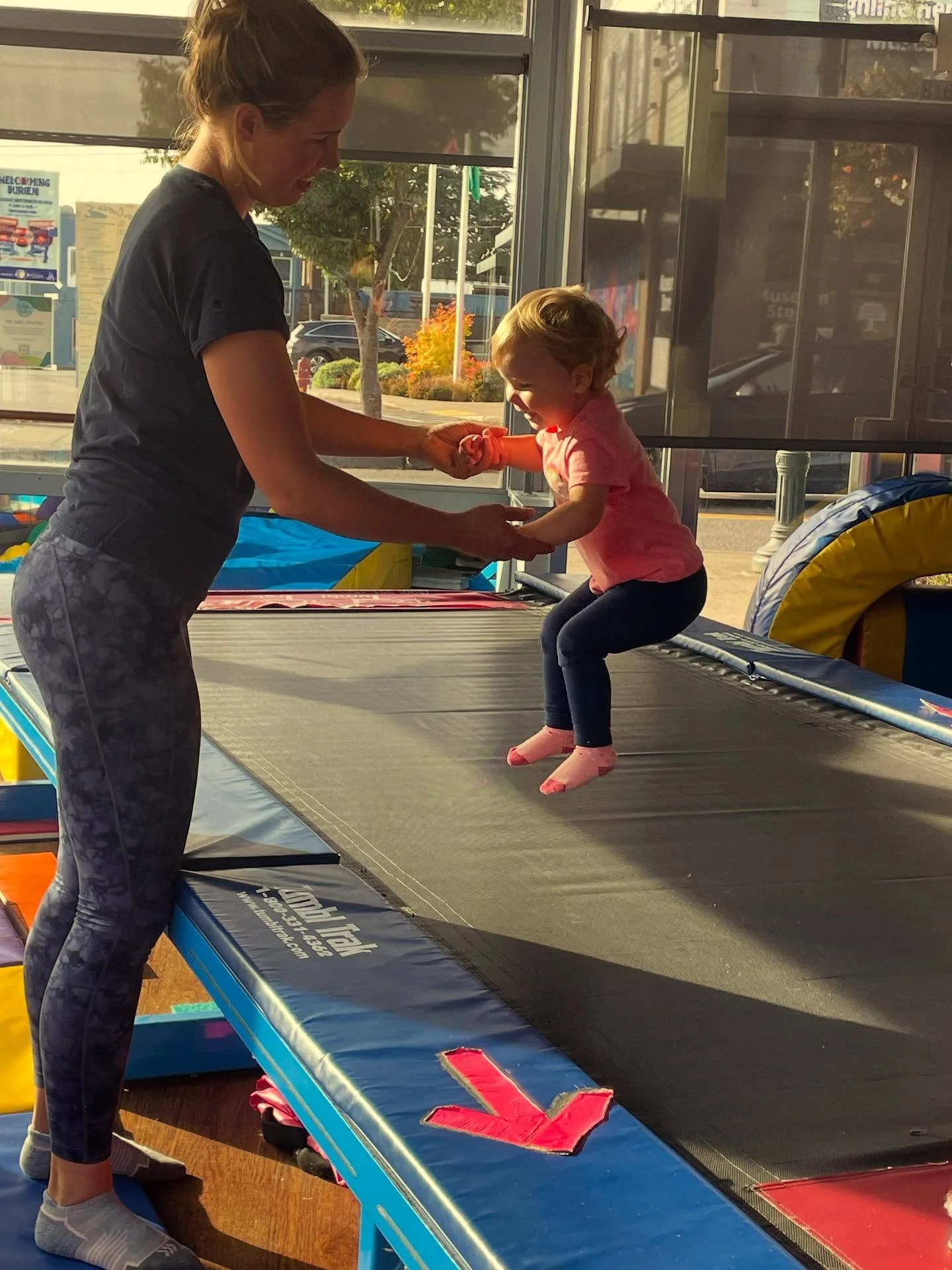 Catching air with Mom in the Chimps class! At @thejunglegymburien