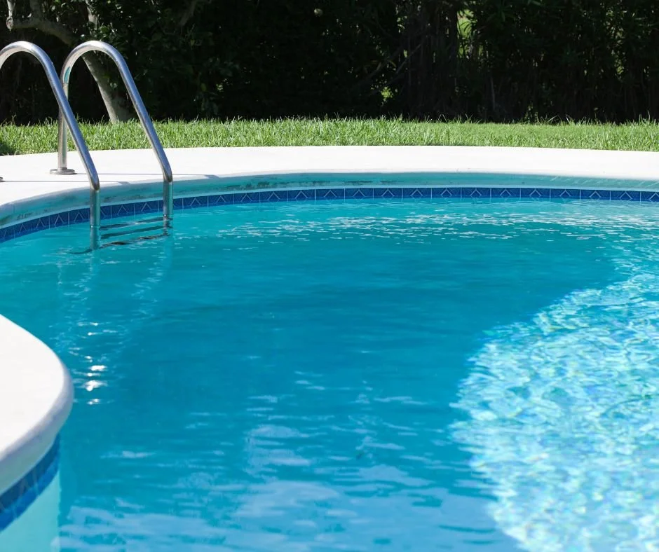 How Often Does a Pool Need to Be Cleaned in Scottsdale, Arizona?