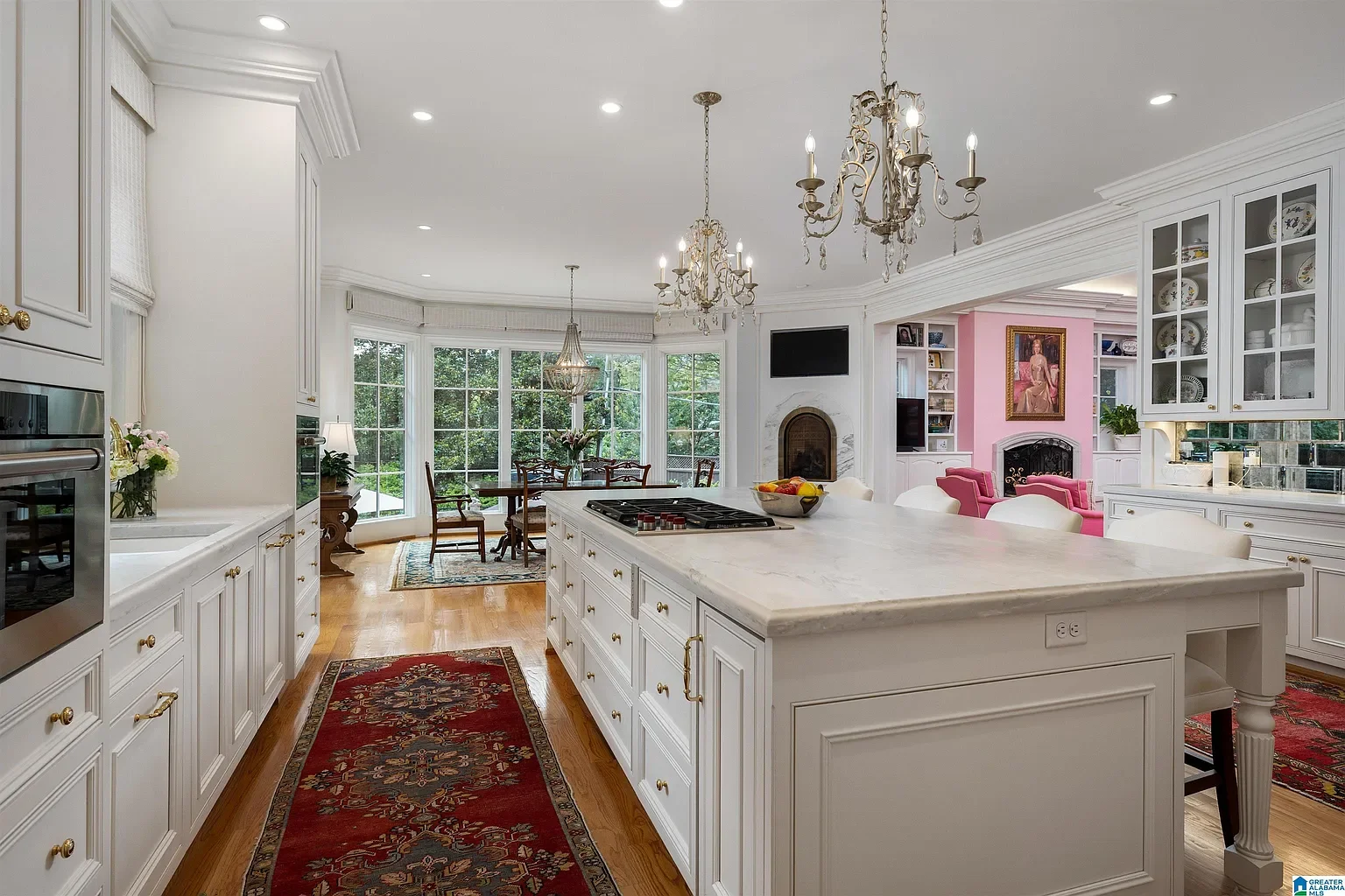 120 Lake Drive Mountain Brook AL _ Luxury Real Estate _Southern Homes28967dd1e81ea8bc5a869988371e6e34-uncropped_scaled_within_1536_1152.webp